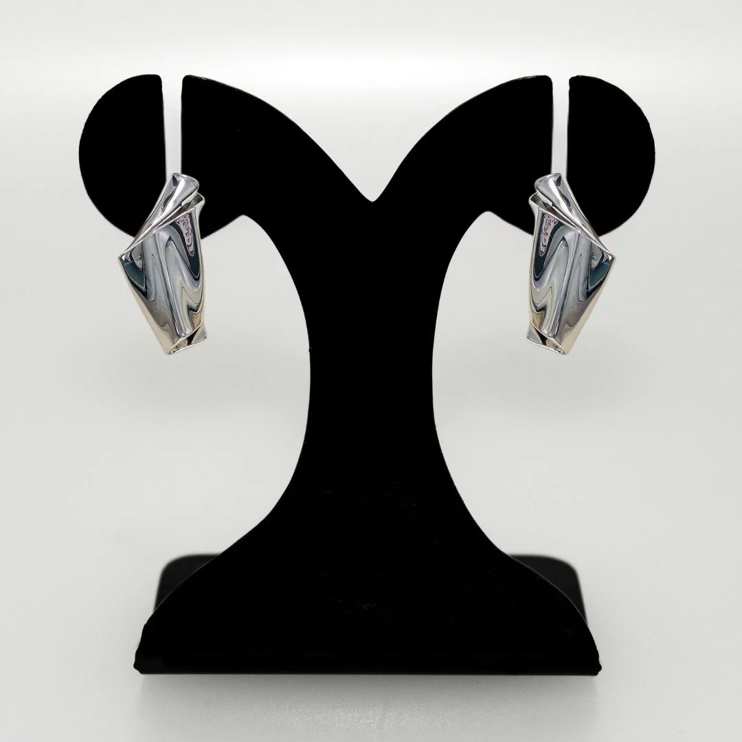 Twisted Form Drop Earrings Silver - Image 6
