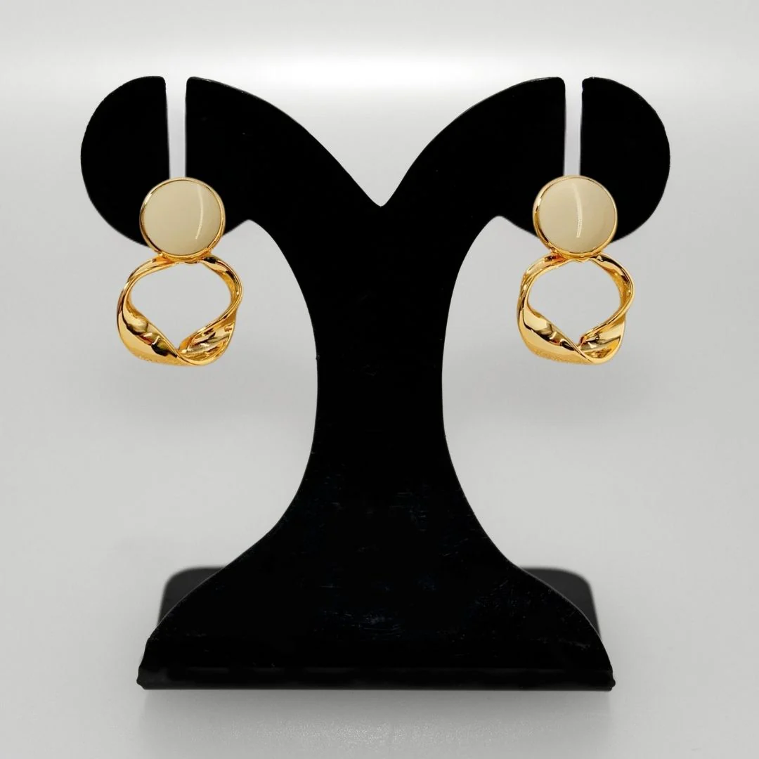 Twisted Grace Earrings White - Image 6