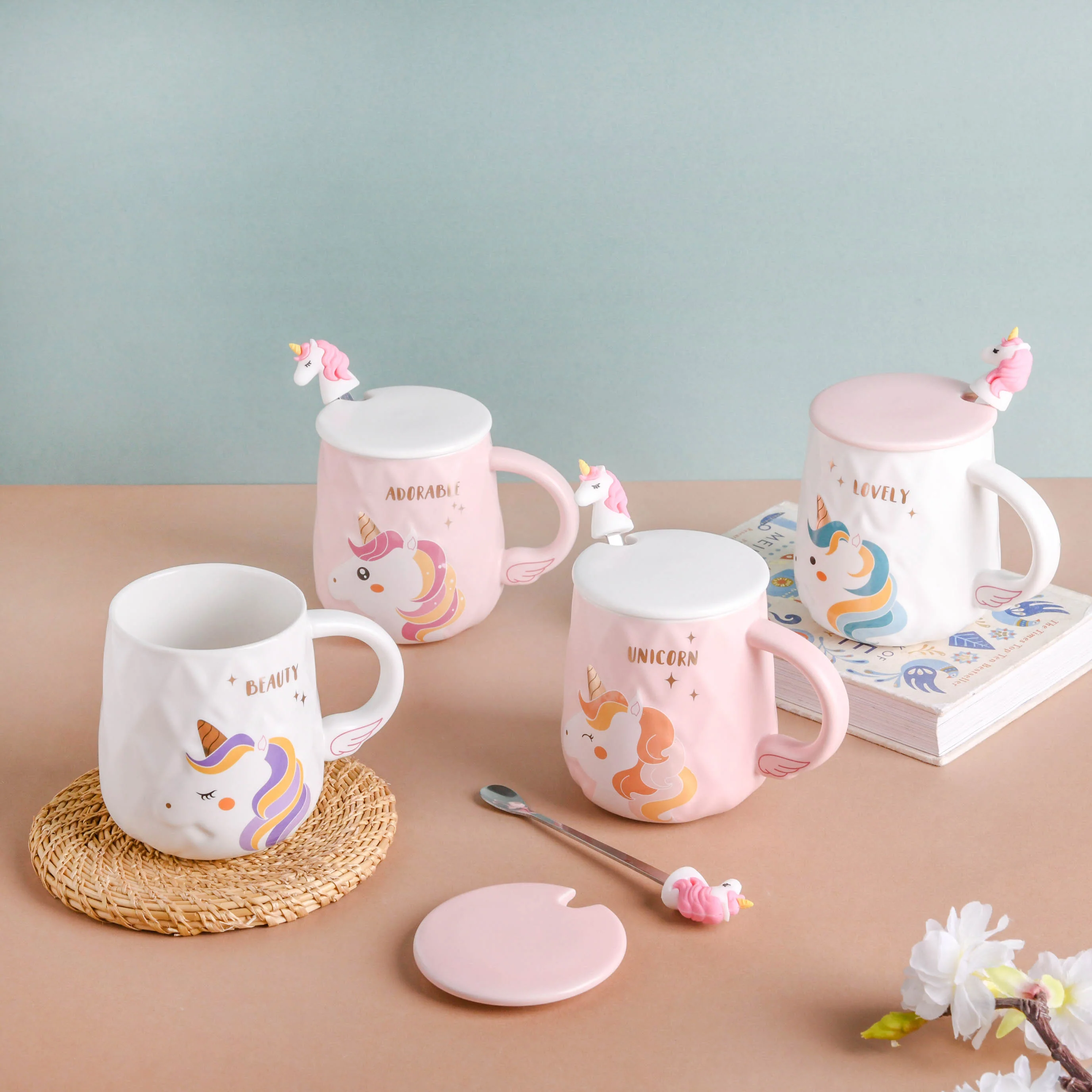 Unicorn Mug With Lid And Spoon - Image 2