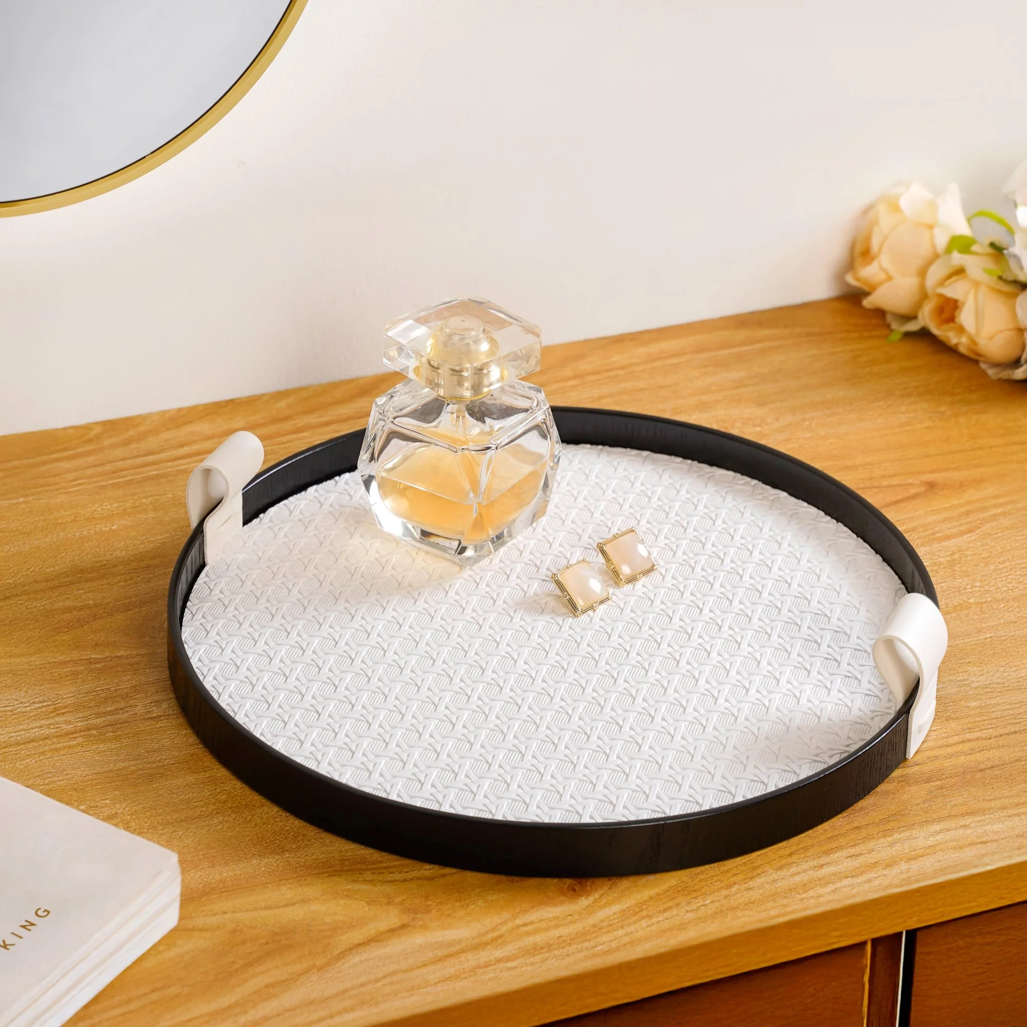 Urban Weave Multipurpose Round Tray White - Image 7