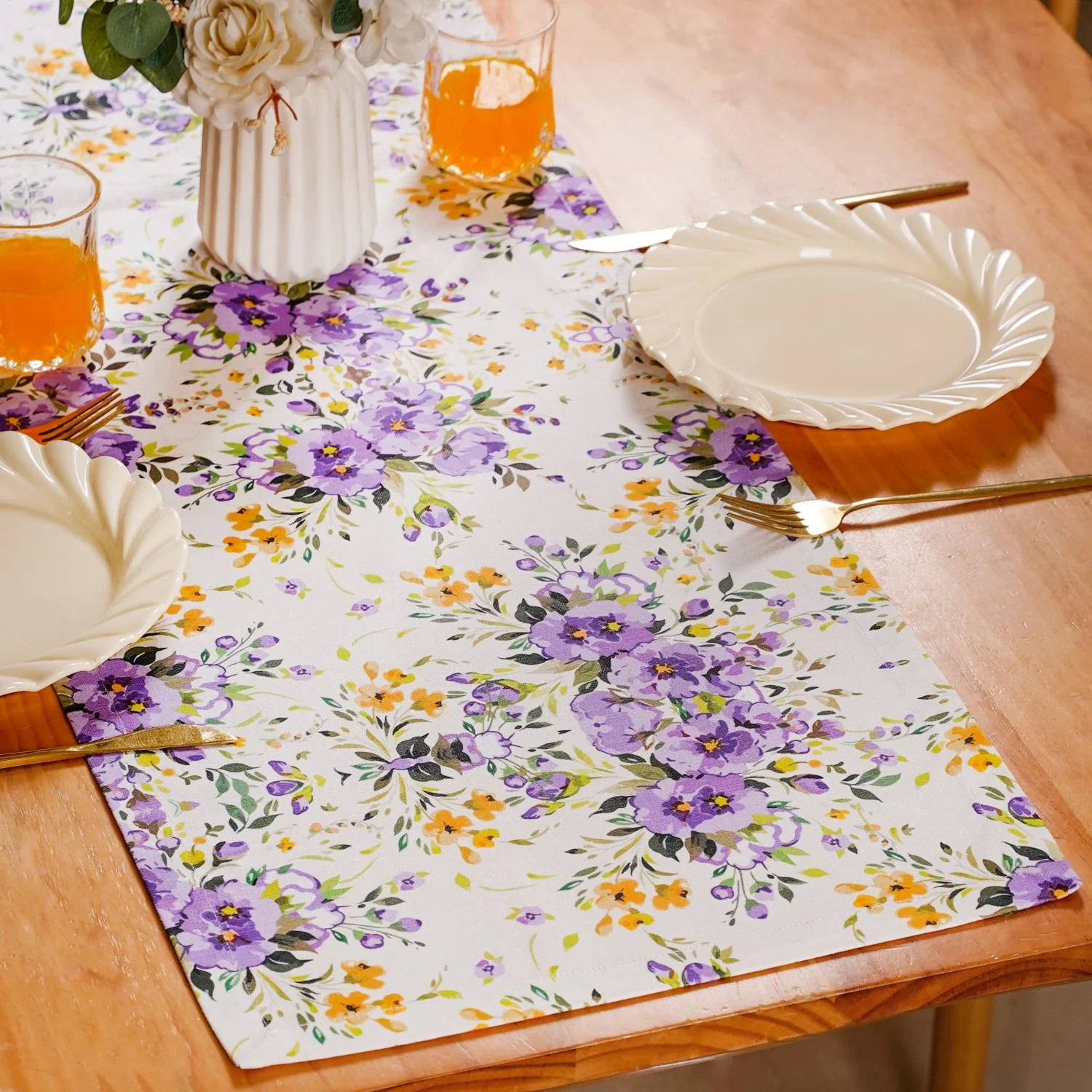 Valley Of Spring 6 Seater Table Runner 190x36cm - Image 8