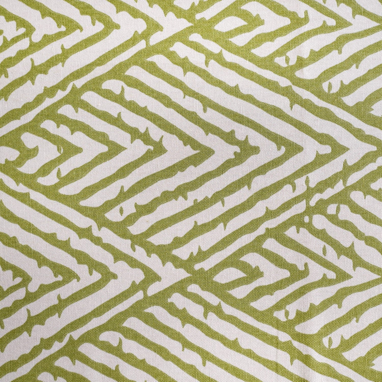 Valley Of Spring 8 Seater Table Cloth Green 282x160cm - Image 6