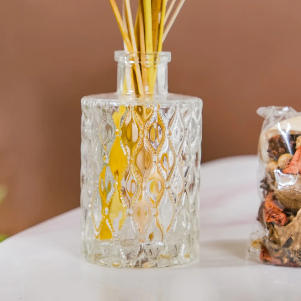 Vanilla Bouquet Reed Diffuser And Potpourri Gift Set Of 3 - Image 10