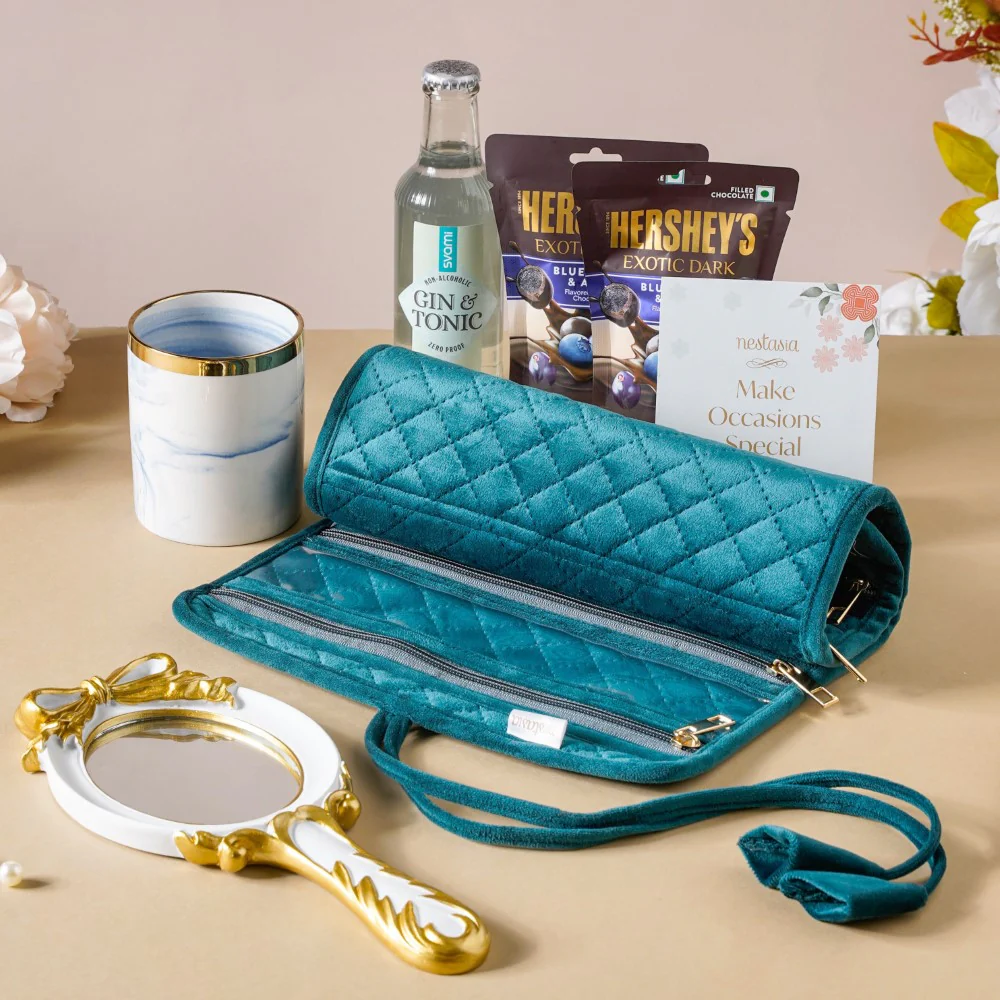 Vanity Wonder Bridesmaid Gift Hamper Set Of 6 - Image 2