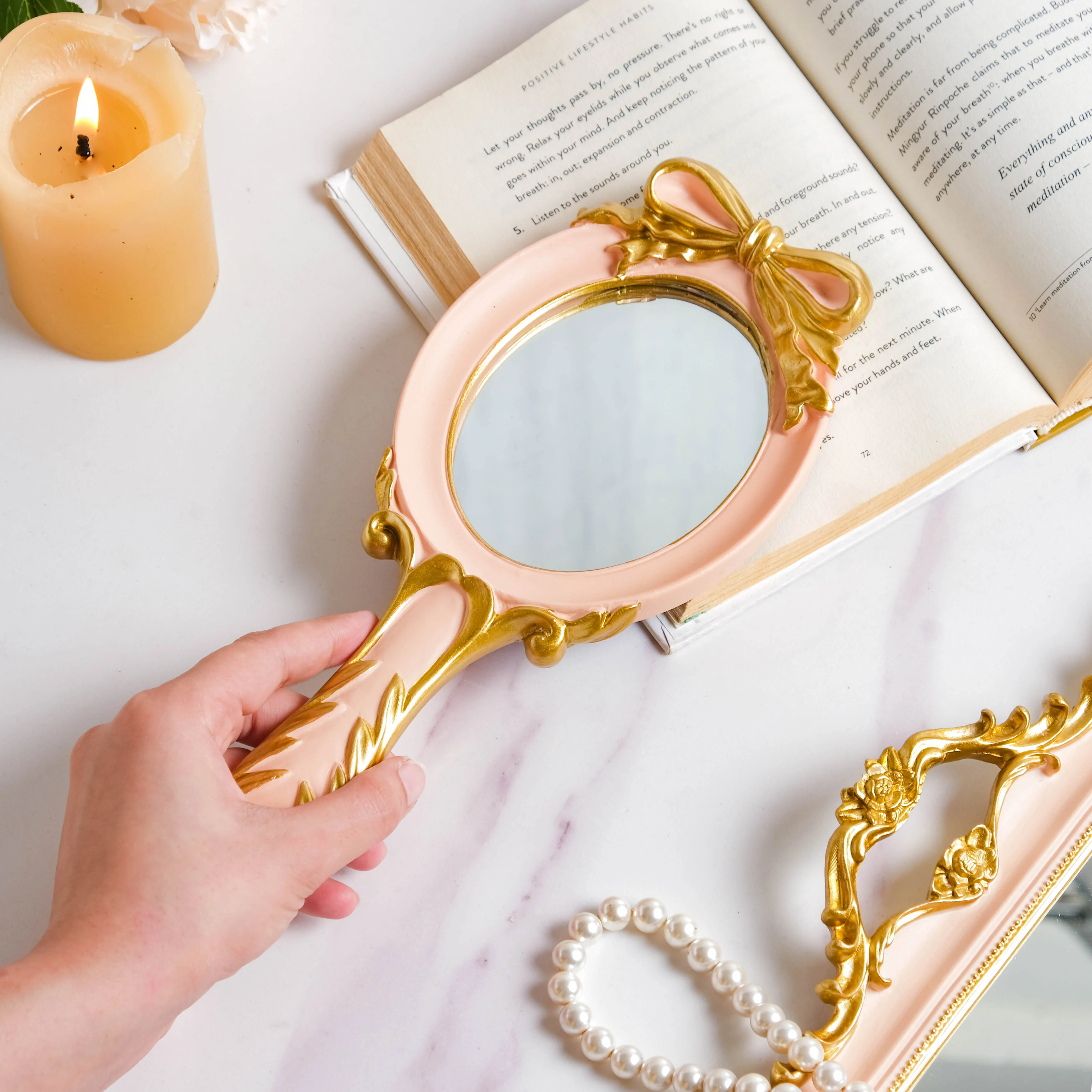 Venus Vanity Handheld Mirror Pink - Image 2