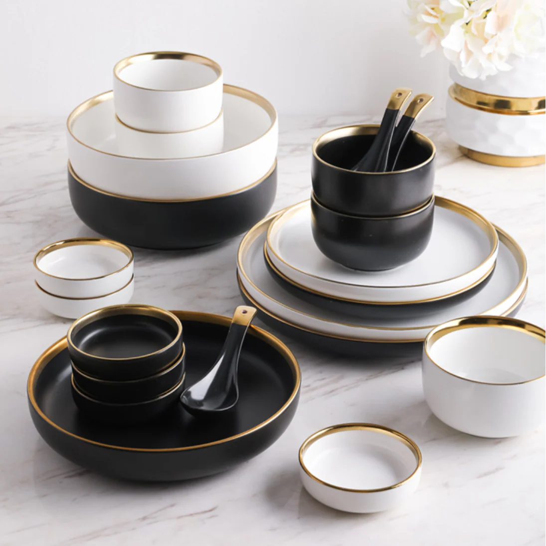 VERA Black Bowl