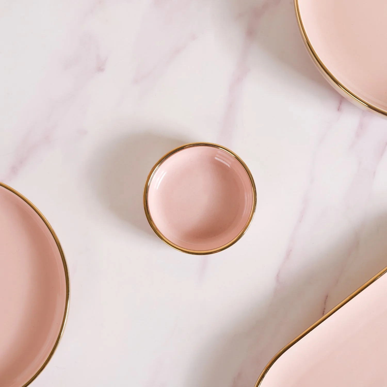 VERA Pink Plates - Image 6