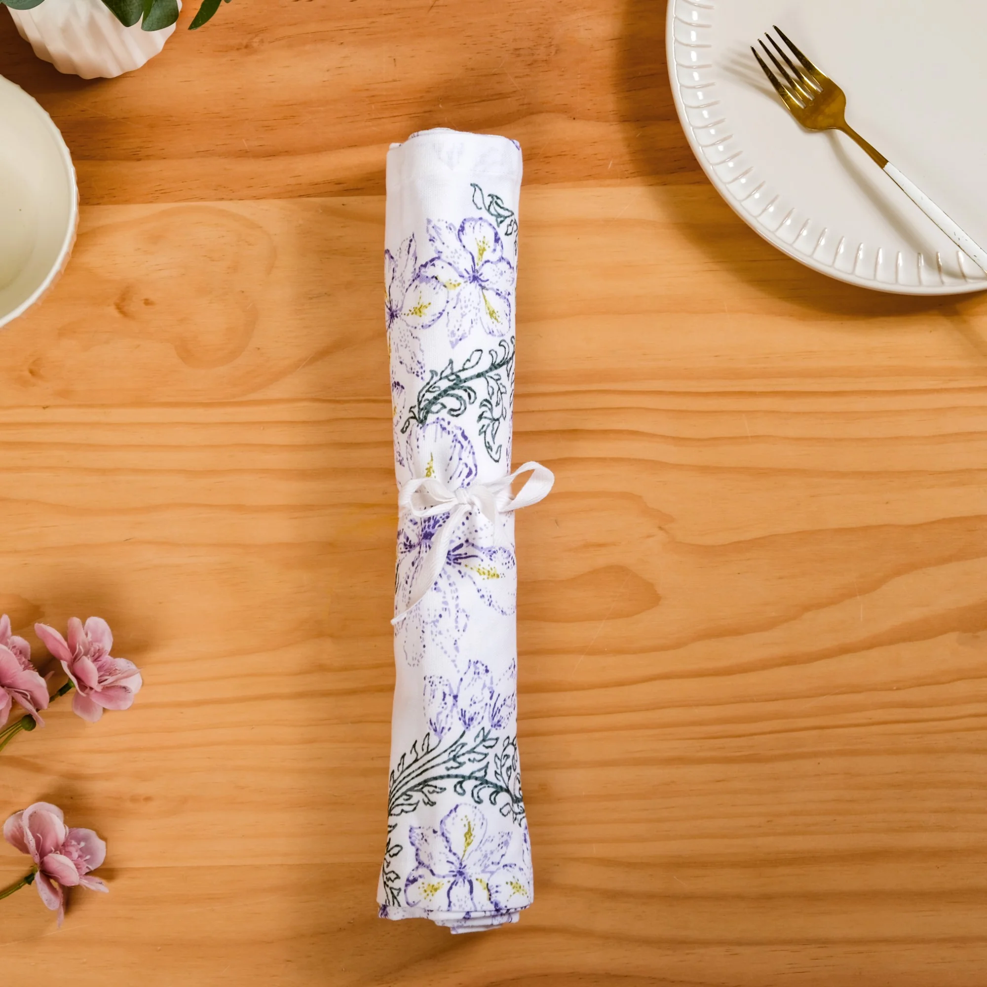 Verde Luxe Table Runner - Image 7