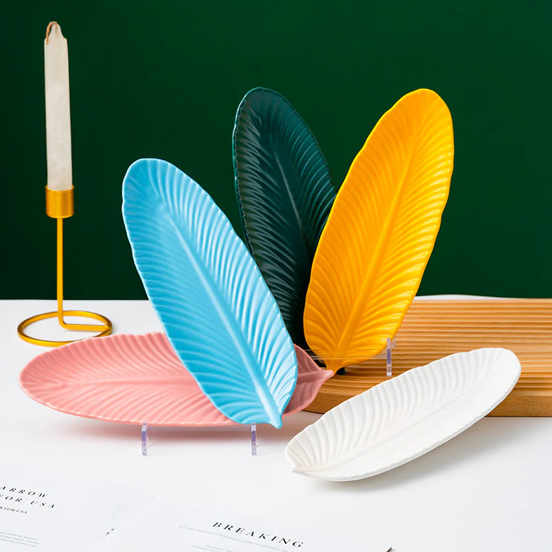 Very Berry Leaf Platter - Image 4