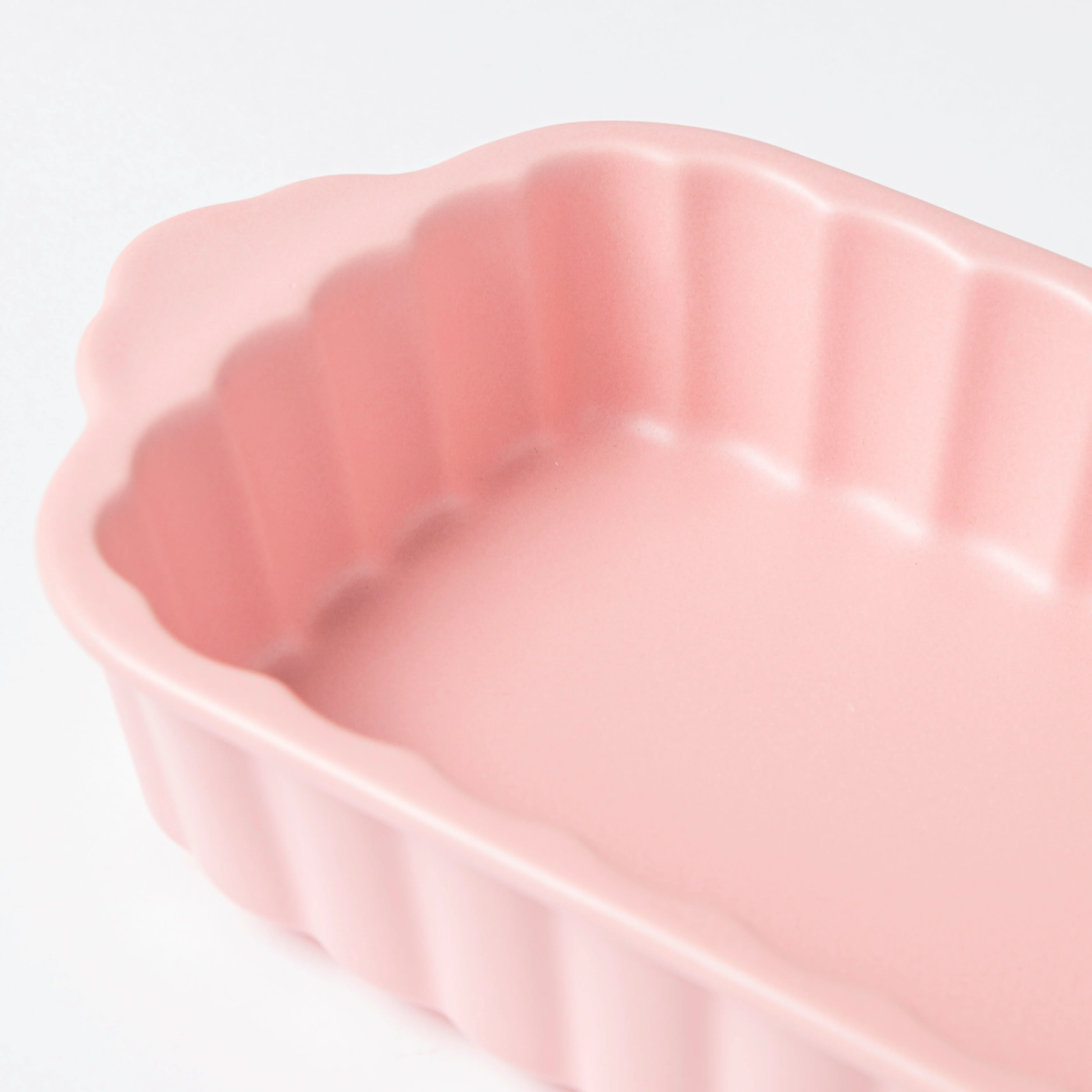 Very Berry Textured Baking Tray 7 Inch - Image 4