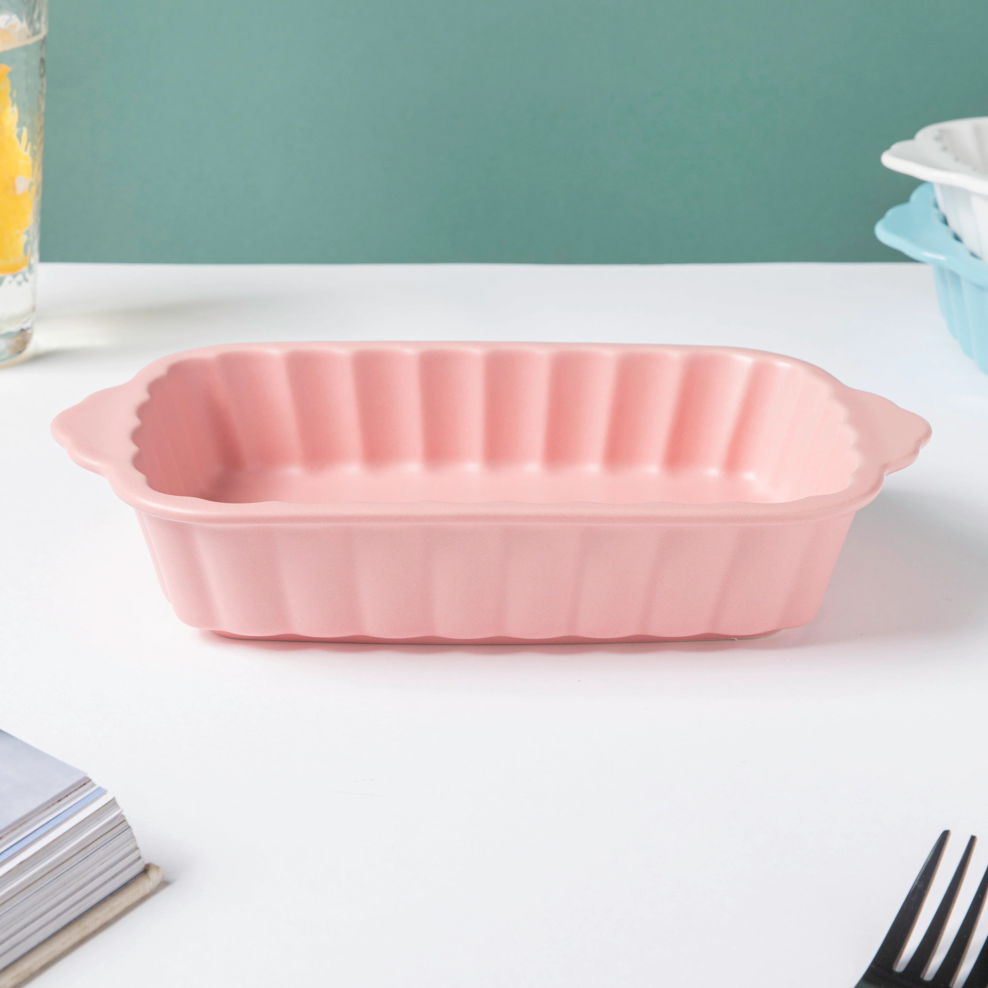 Very Berry Textured Baking Tray 7 Inch - Image 5