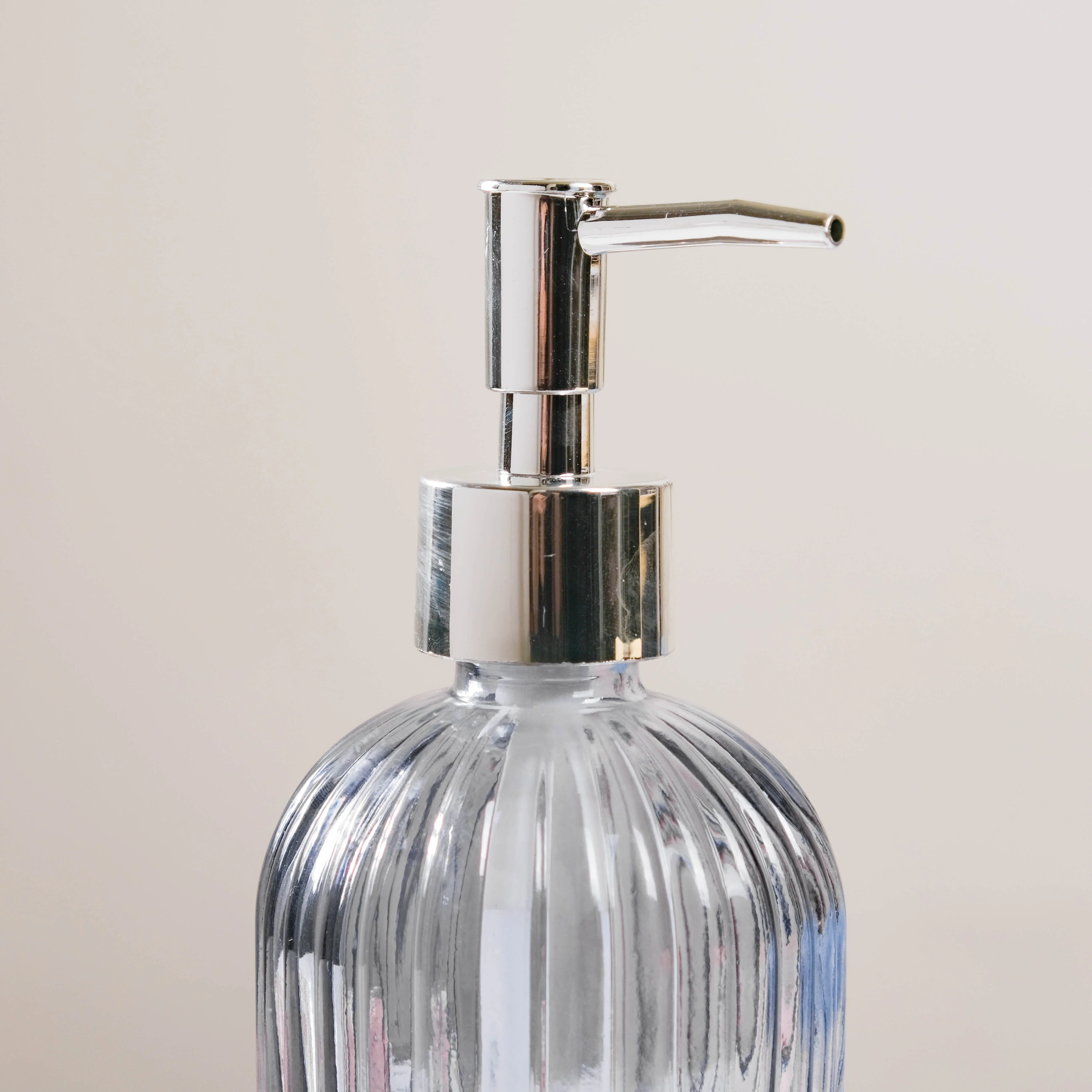Vienna Grey Glass Dispenser With Nozzle - Image 5