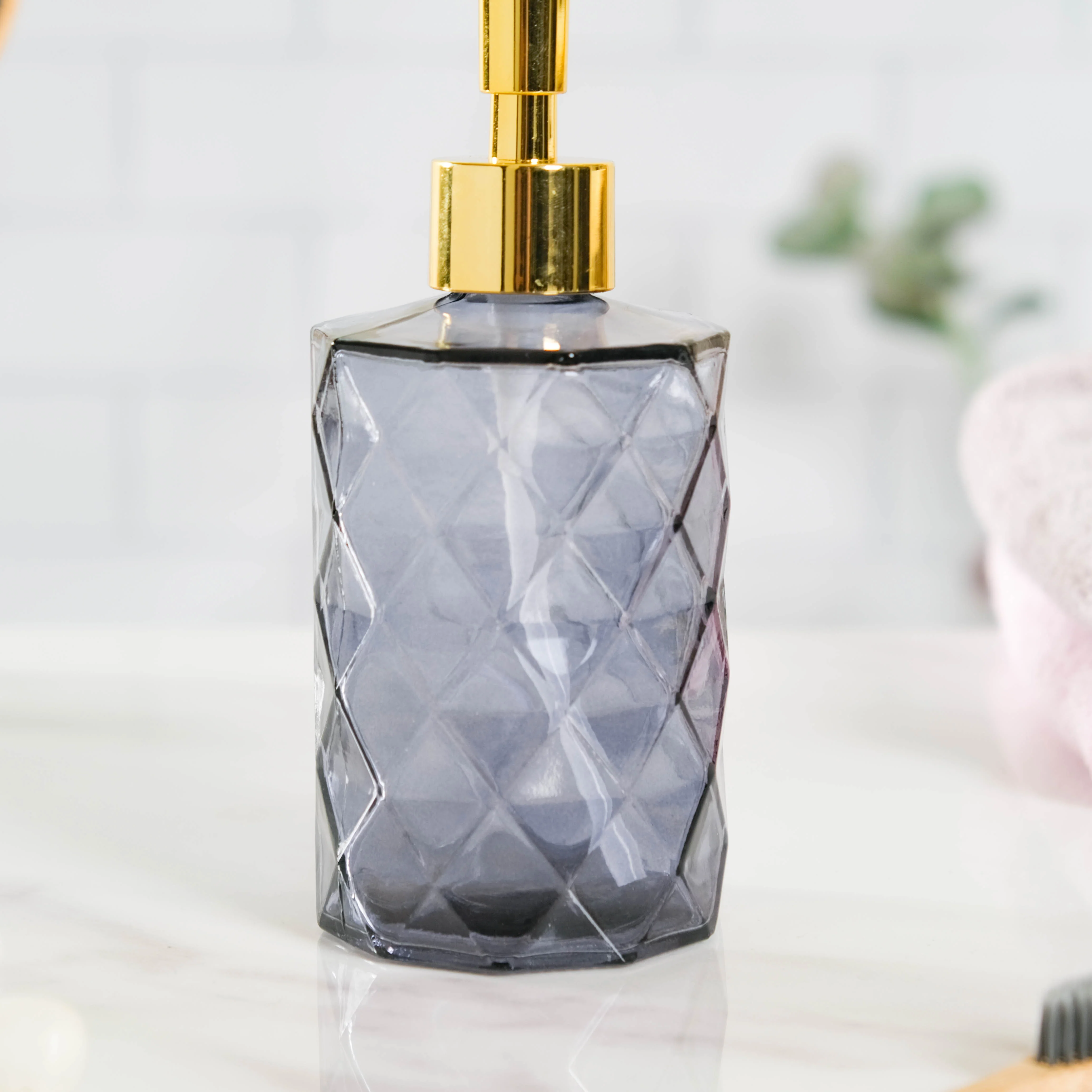 Vienna Grey Textured Glass Dispenser With Nozzle - Image 3