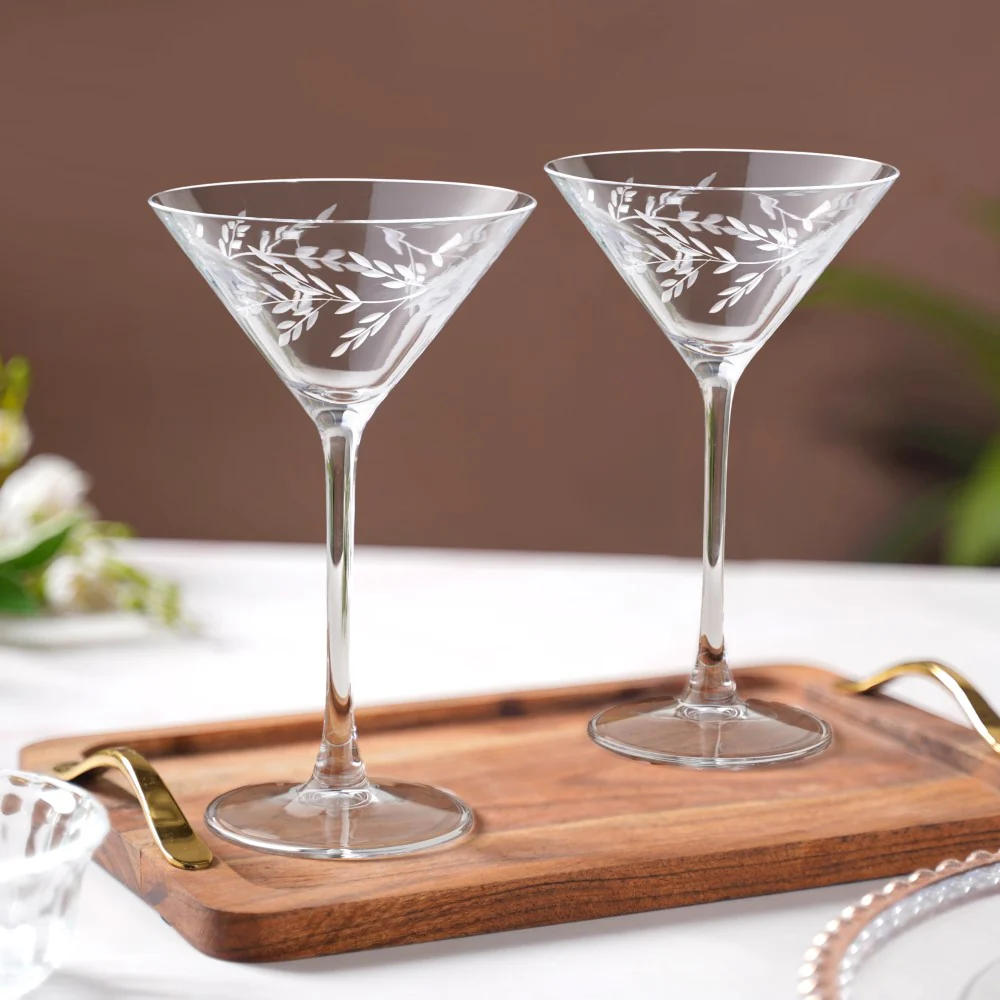 Vinea Etched Martini Glass Set Of 2 220ml - Image 2