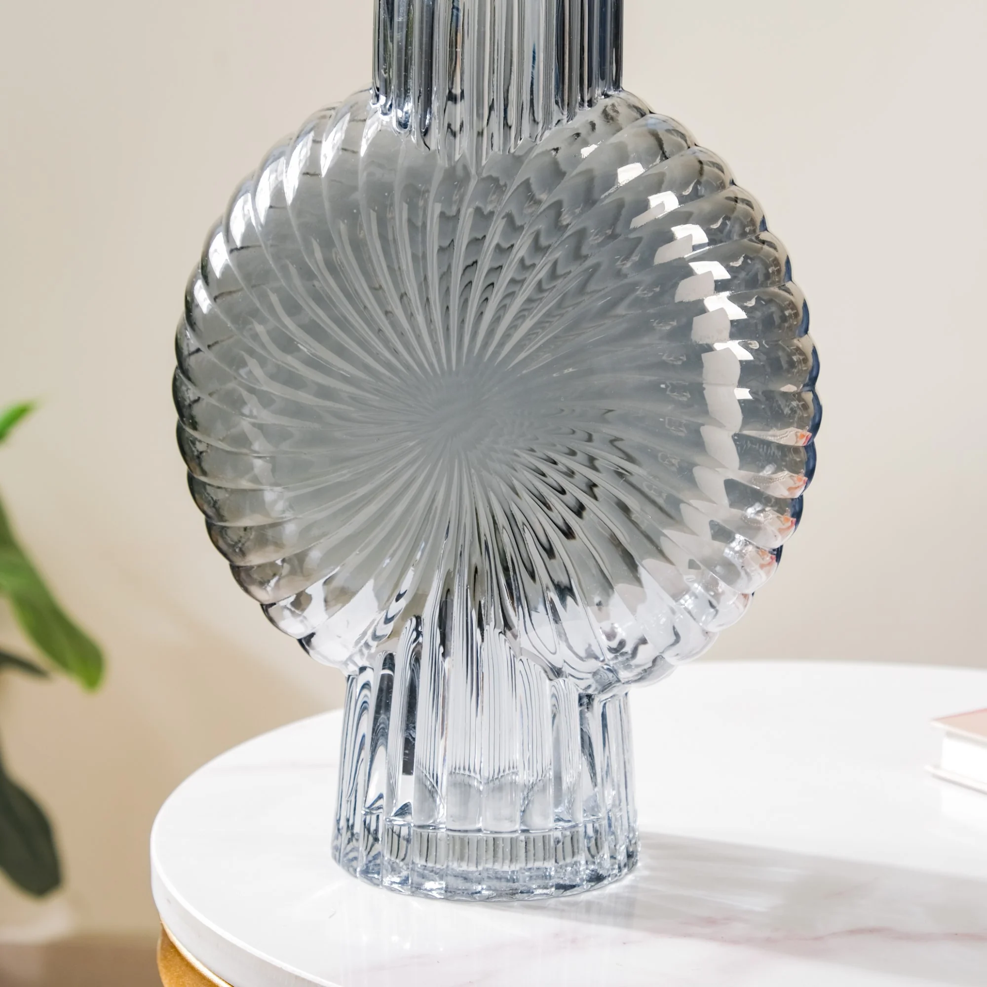 Vortex Glass Vase Grey - Image 4