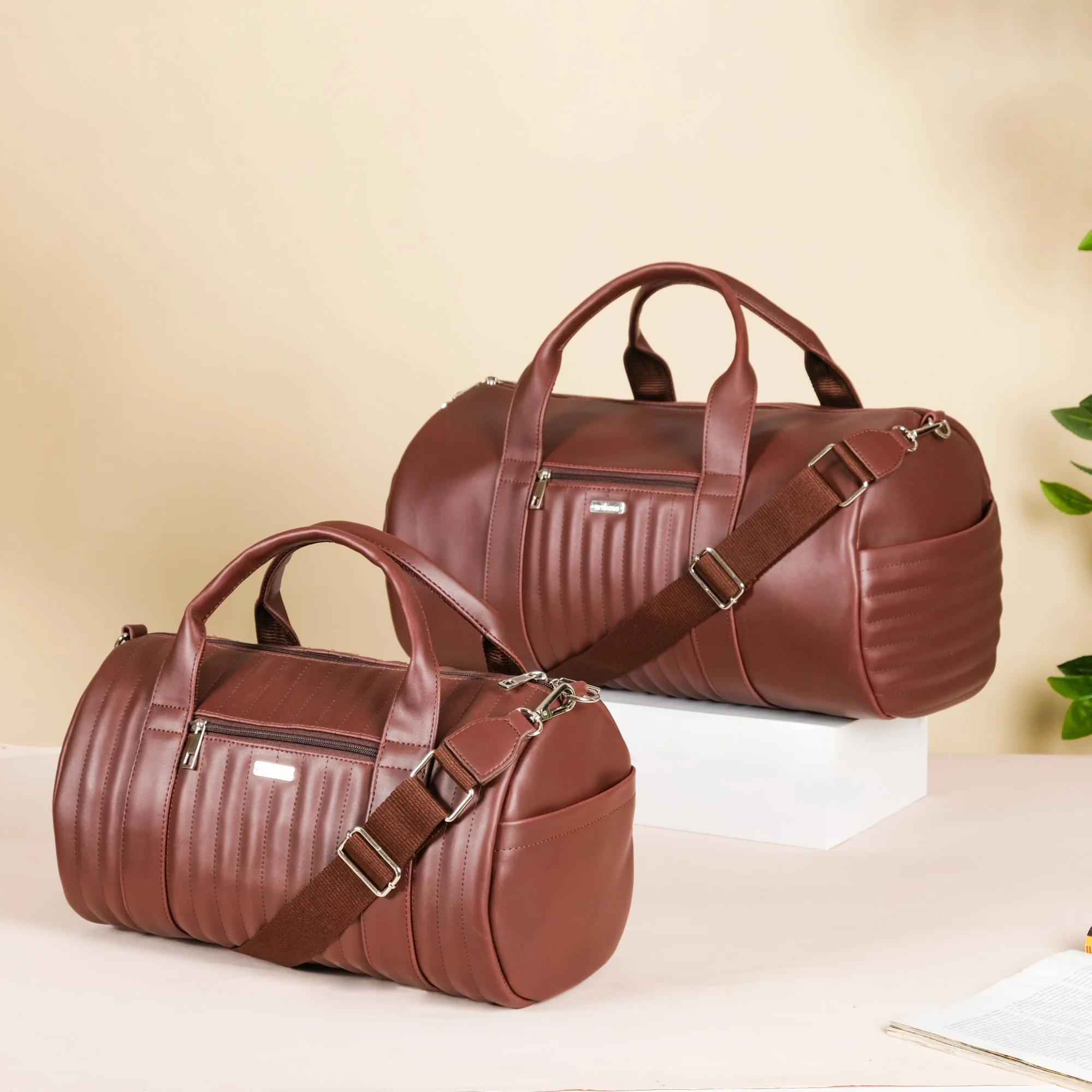 Wanderlust Duffel Bag Brown Set Of 2 - Image 14