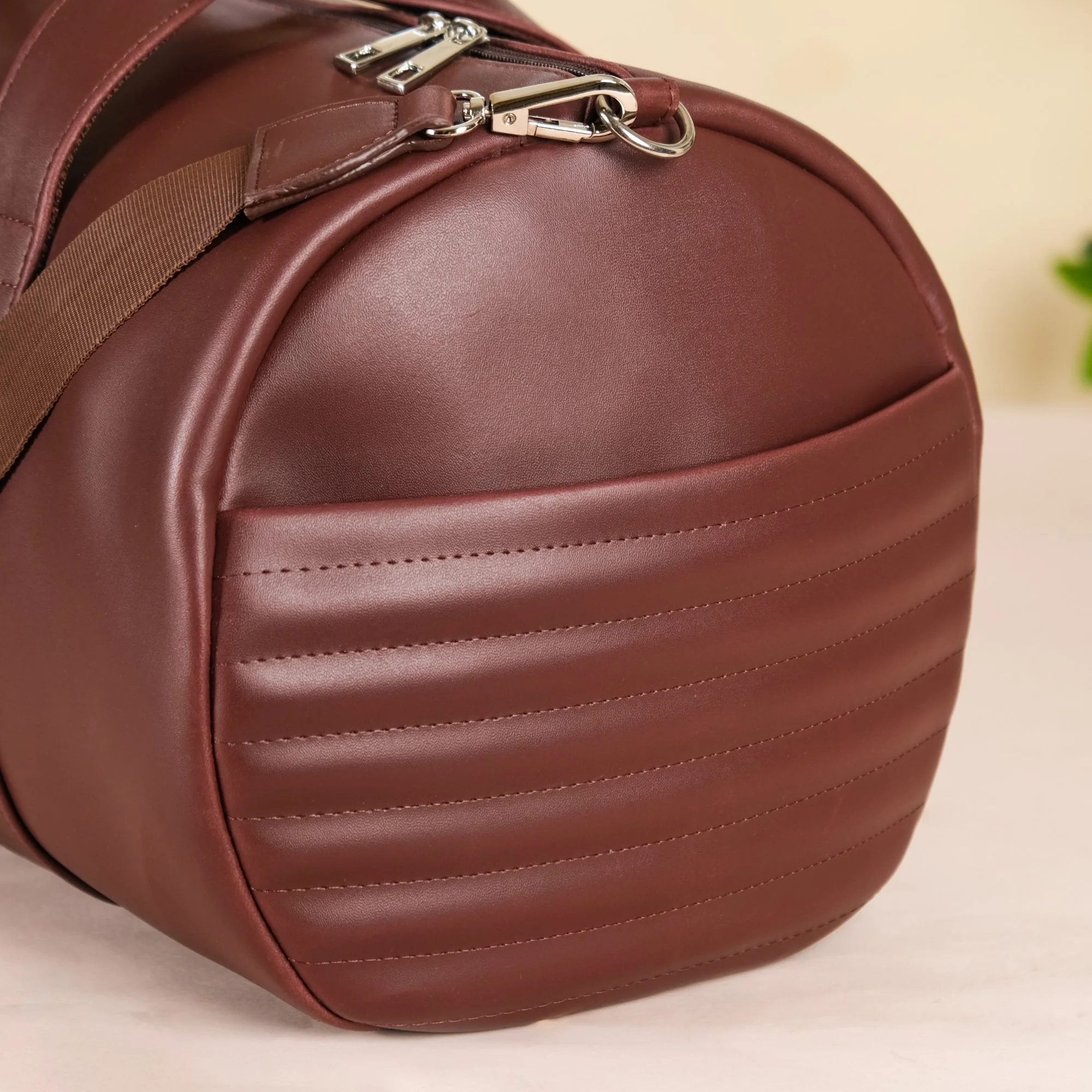 Wanderlust Duffel Bag Brown Set Of 2 - Image 15