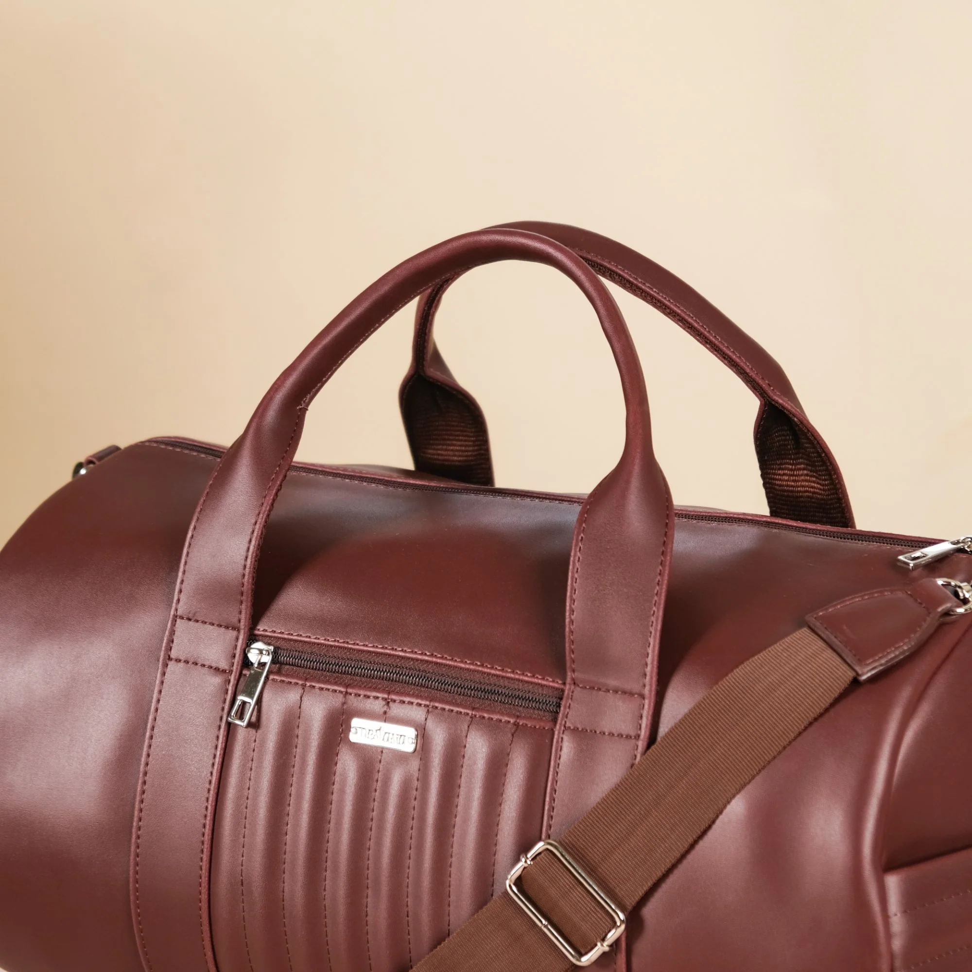 Wanderlust Duffle Bag Brown Large 17x9 Inch - Image 11