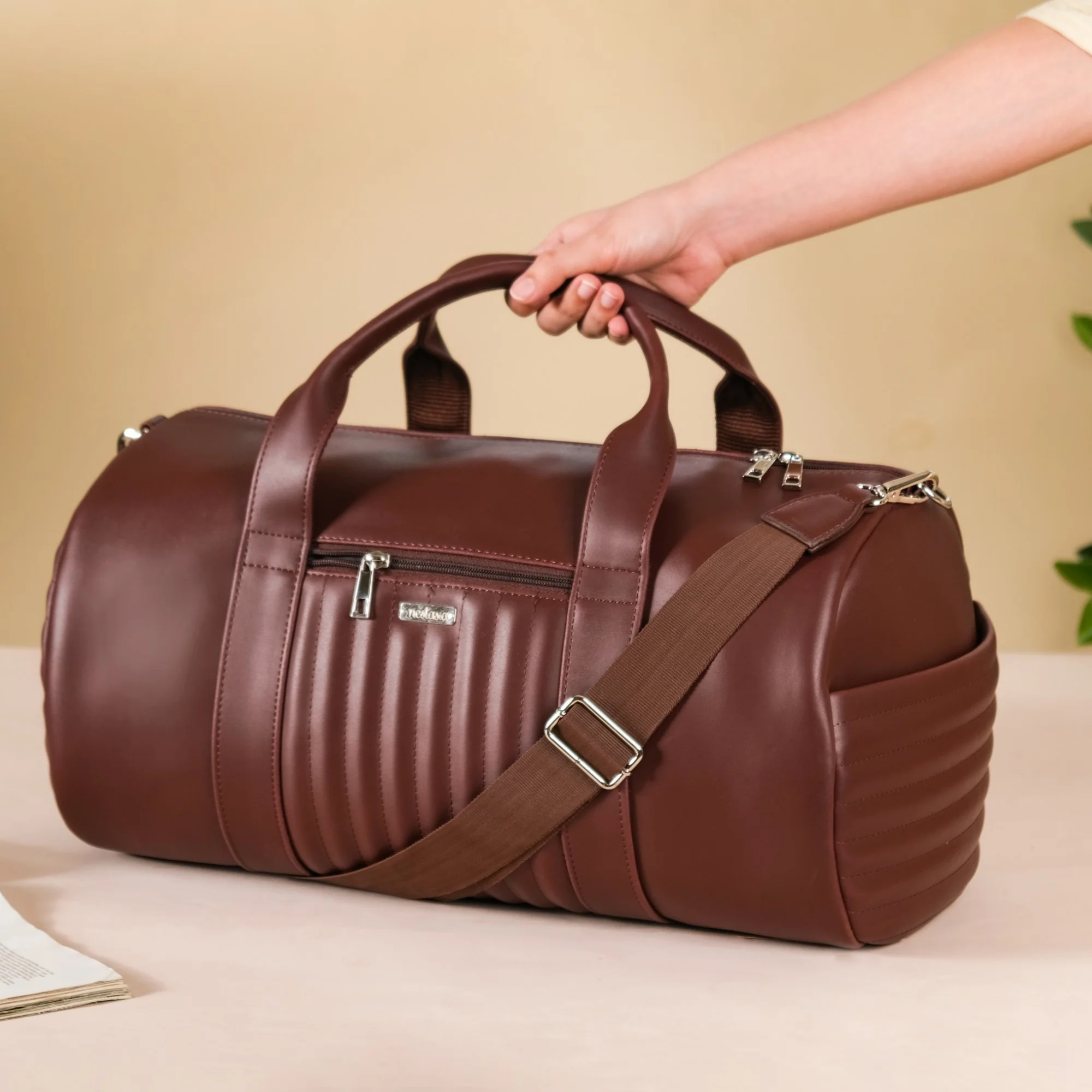 Wanderlust Duffle Bag Brown Large 17x9 Inch - Image 3