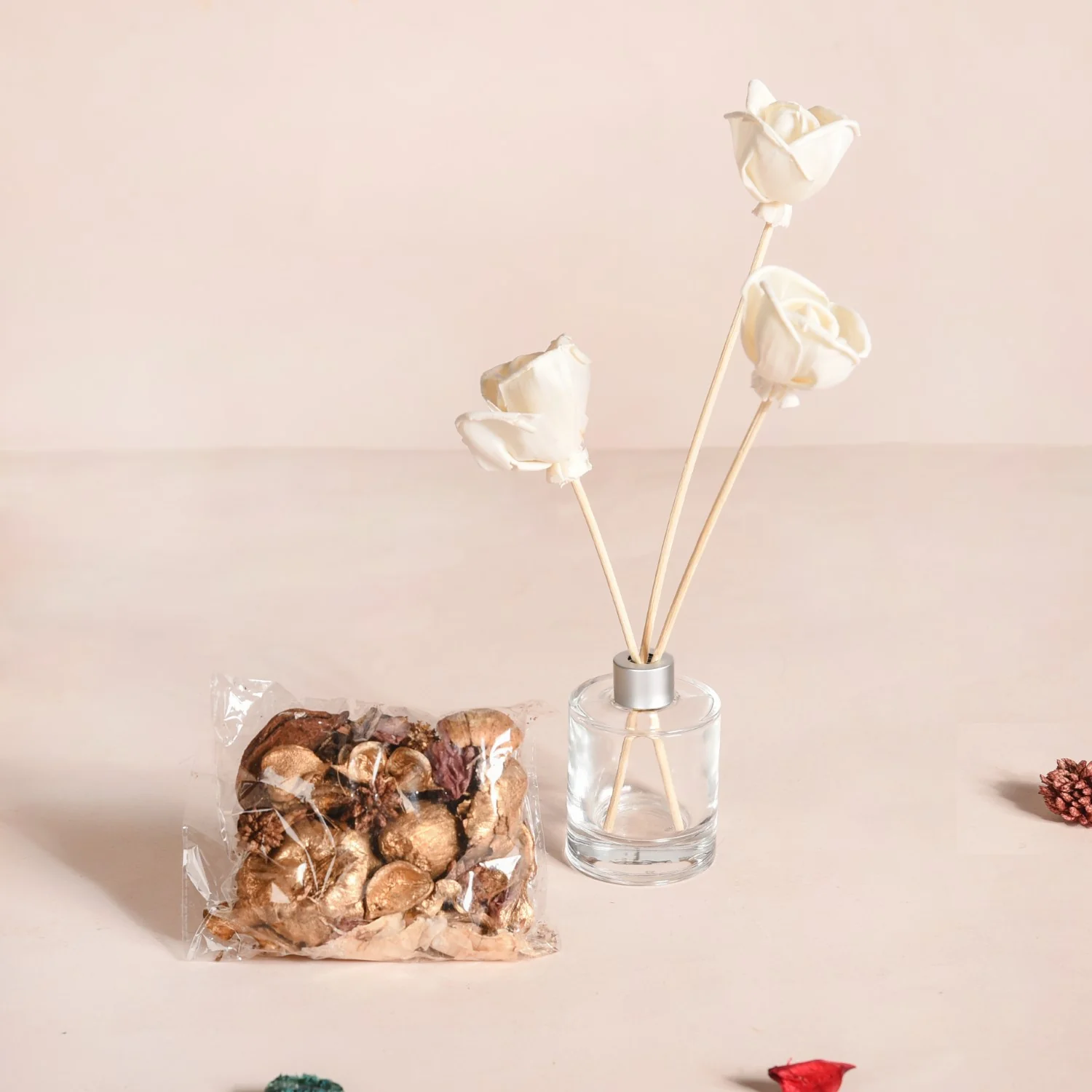 Warm Wishes Candle And Diffuser Gift Hamper Set - Image 5