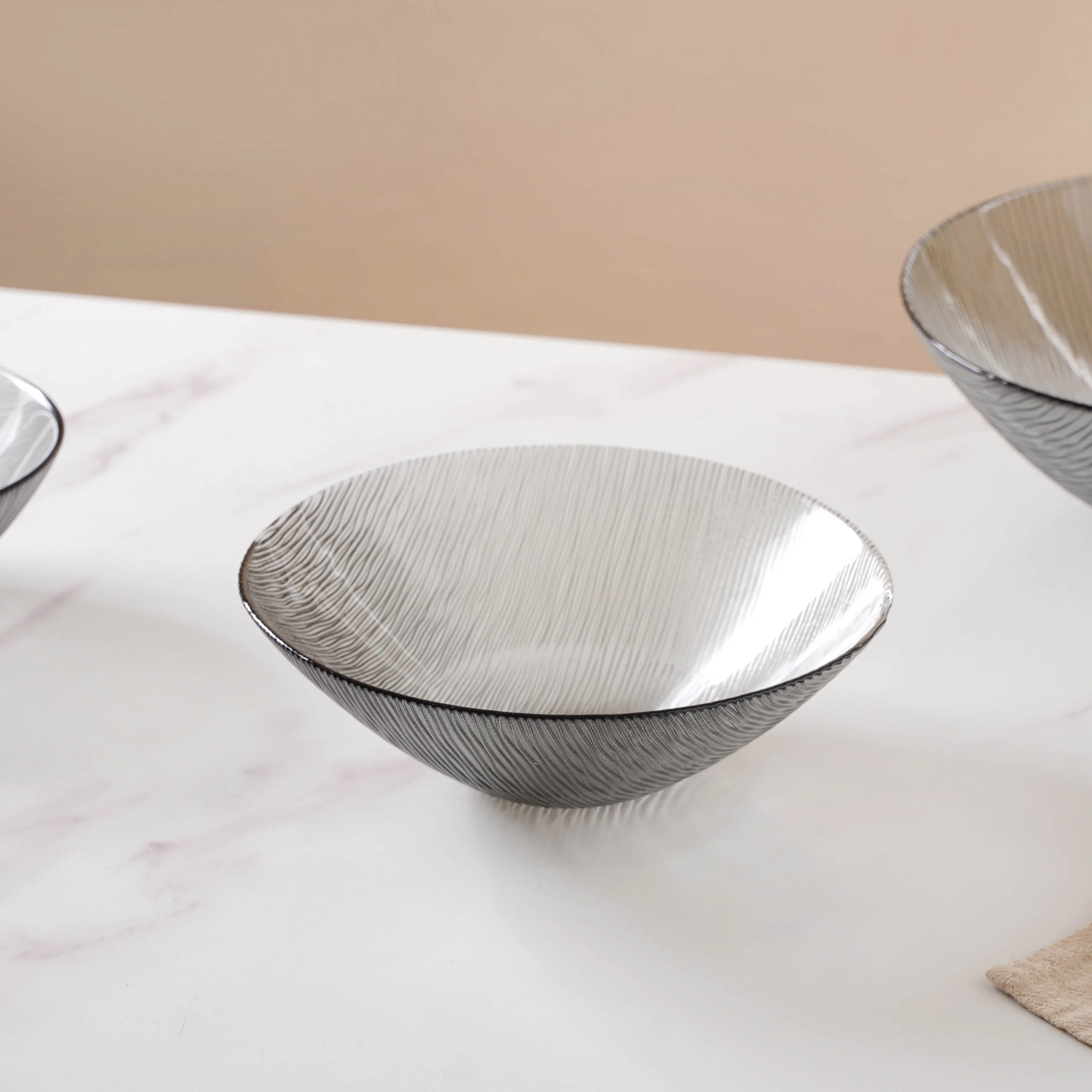 Waves Glass Bowl Set of 3 Grey - Image 7