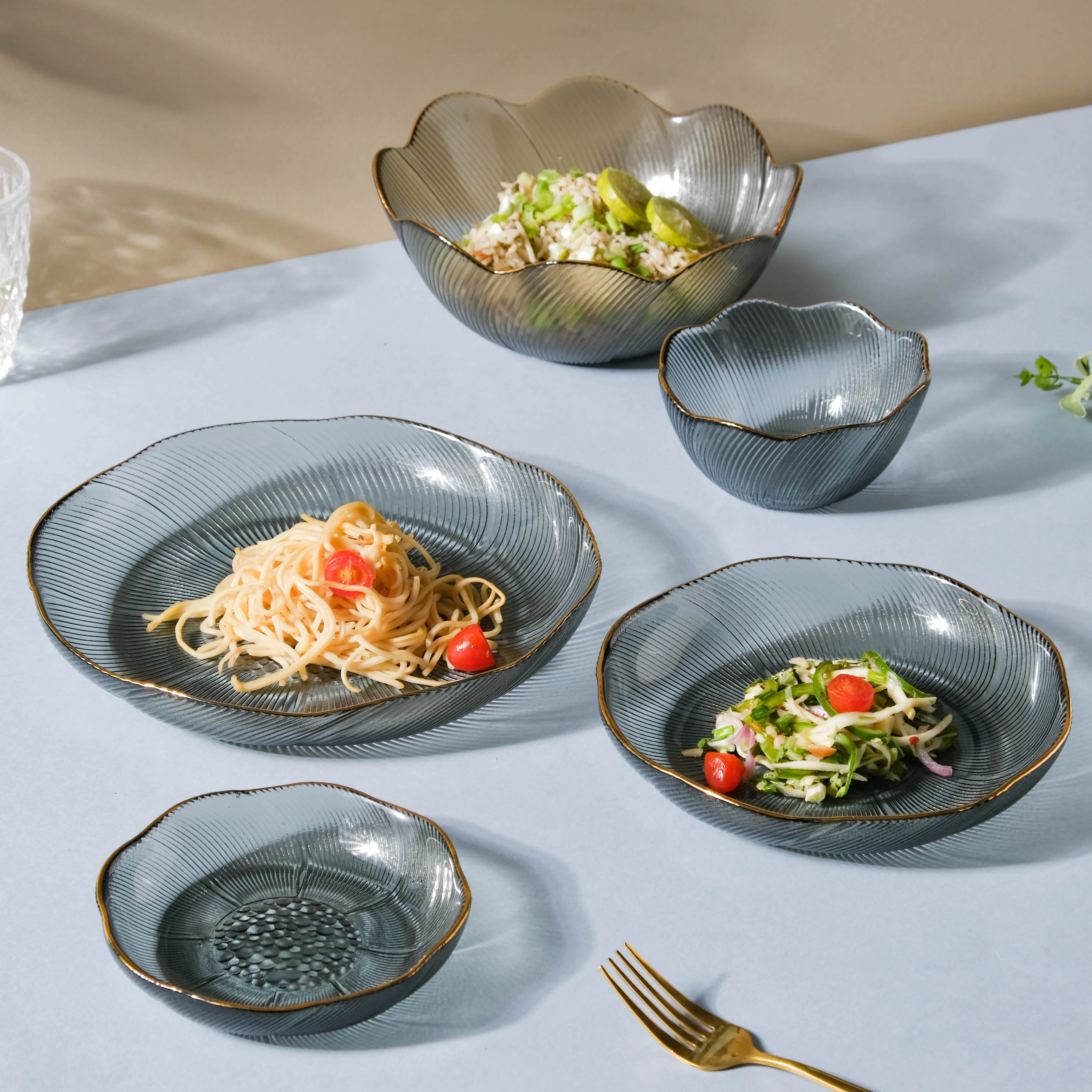 Wavy Glass Serving Bowl Grey - Image 9