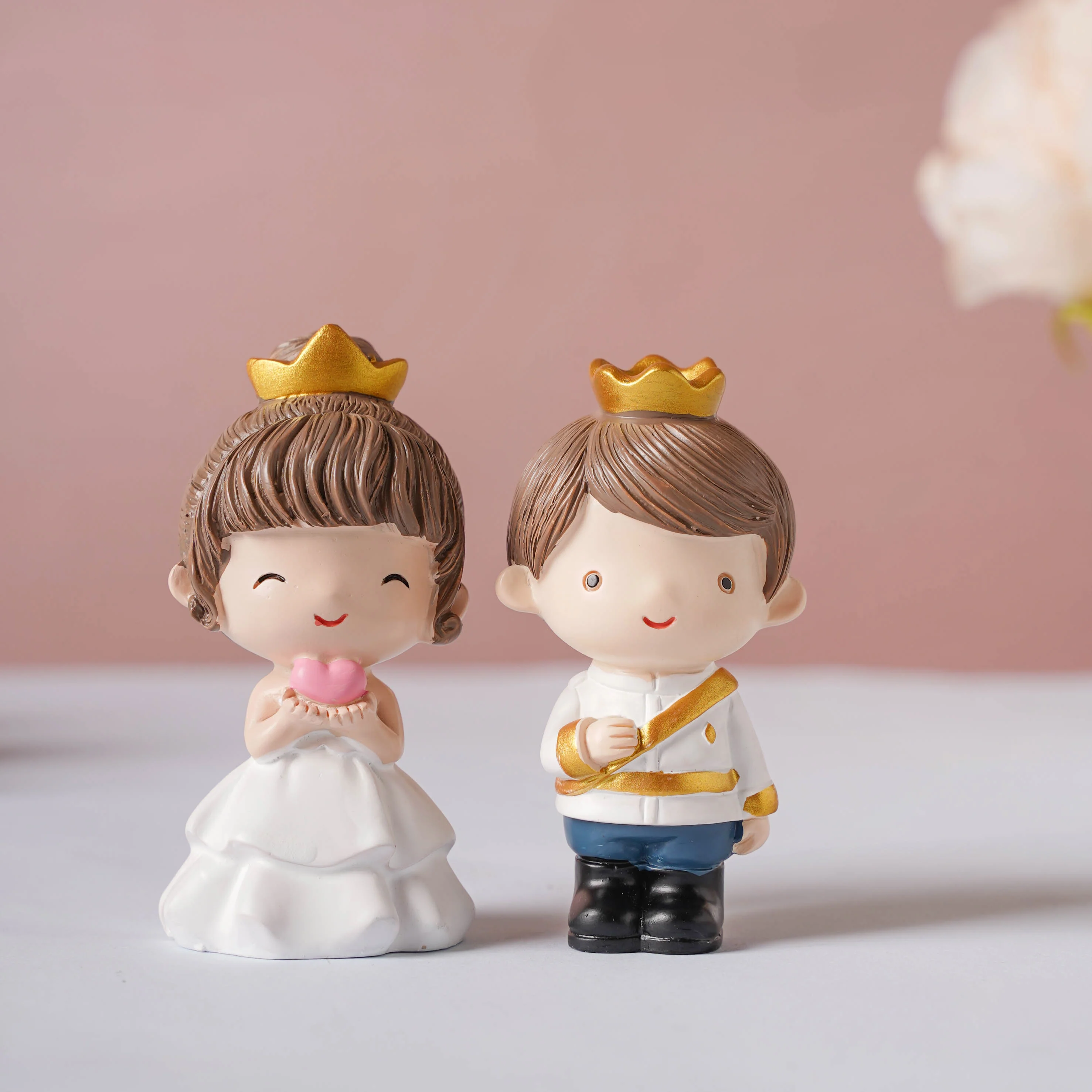Wedding Couple Resin Showpiece Set Of 2 - Image 10