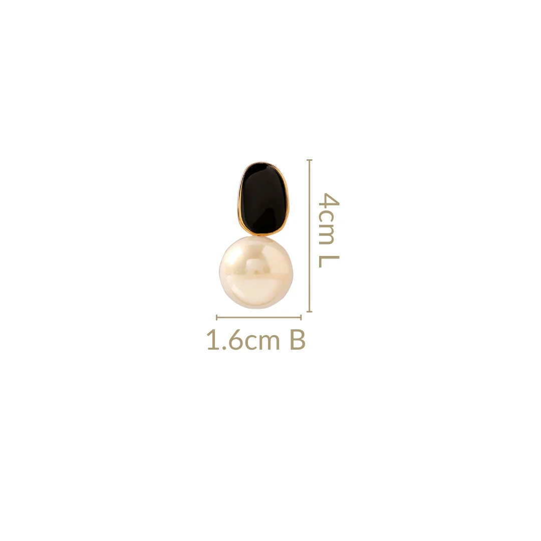White And Black Pearl Earrings - Image 3