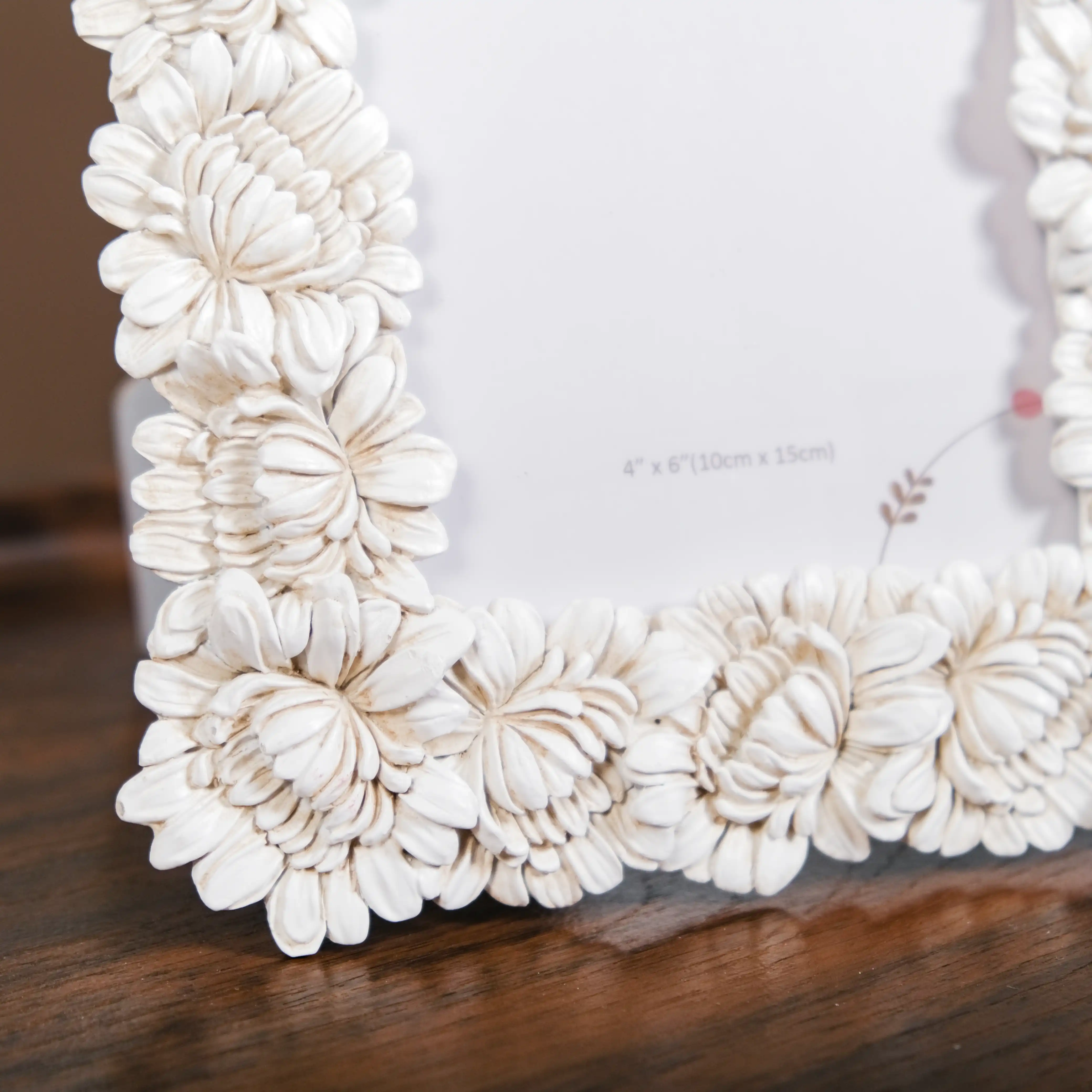 White Blooms Picture Frame Small 7.5"x7" - Image 11