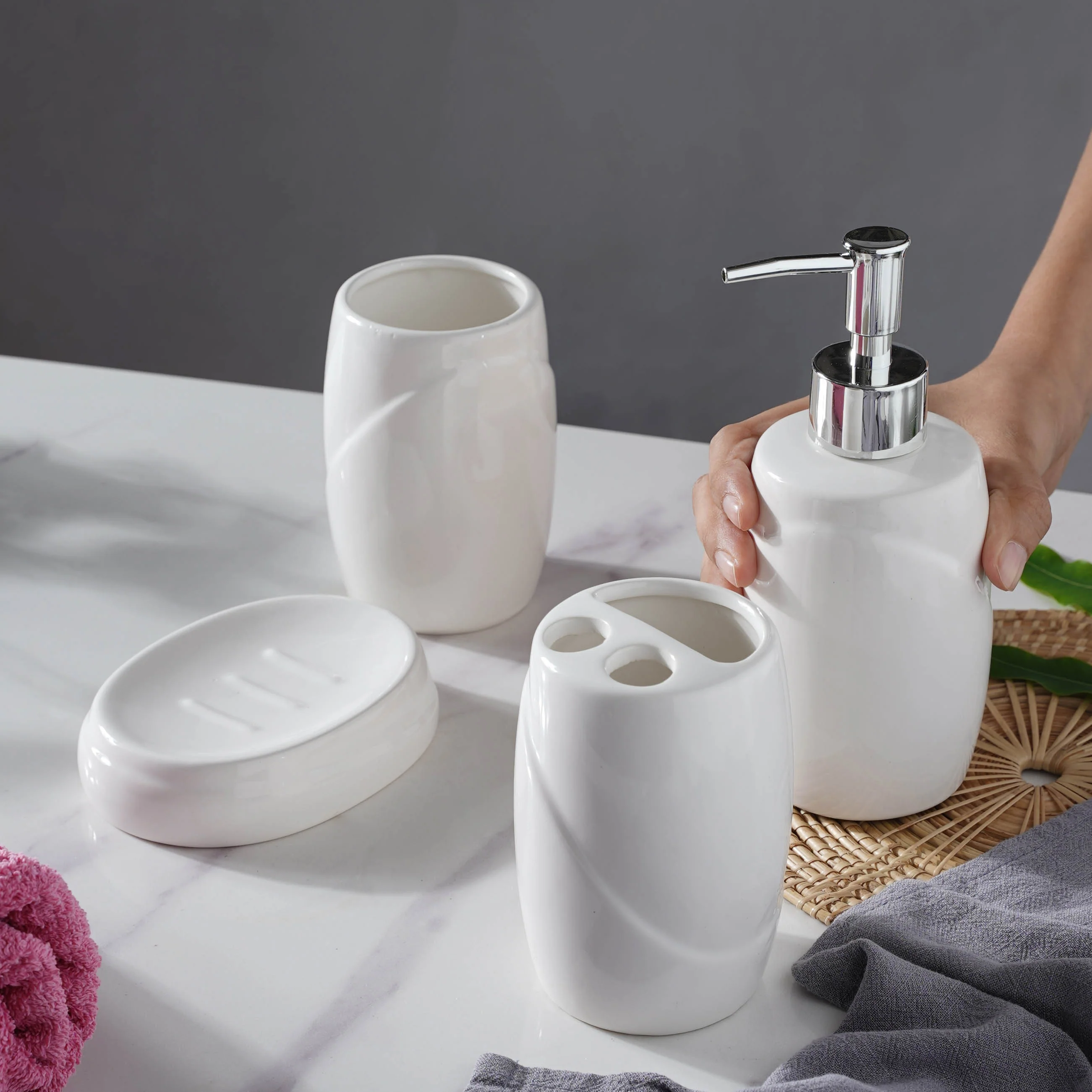 White Ceramic Bath Accessories - Image 2