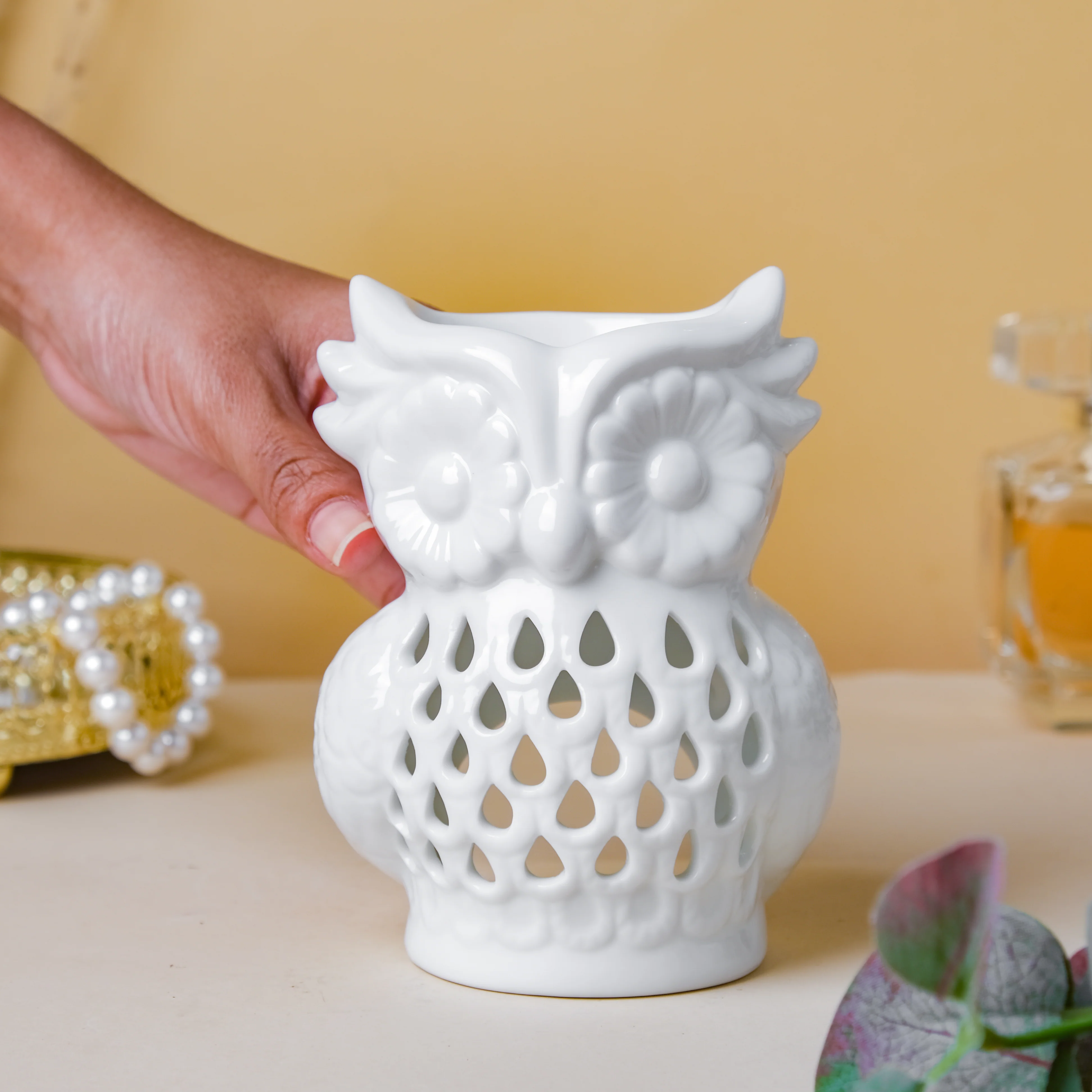 White Ceramic Diffuser - Image 3