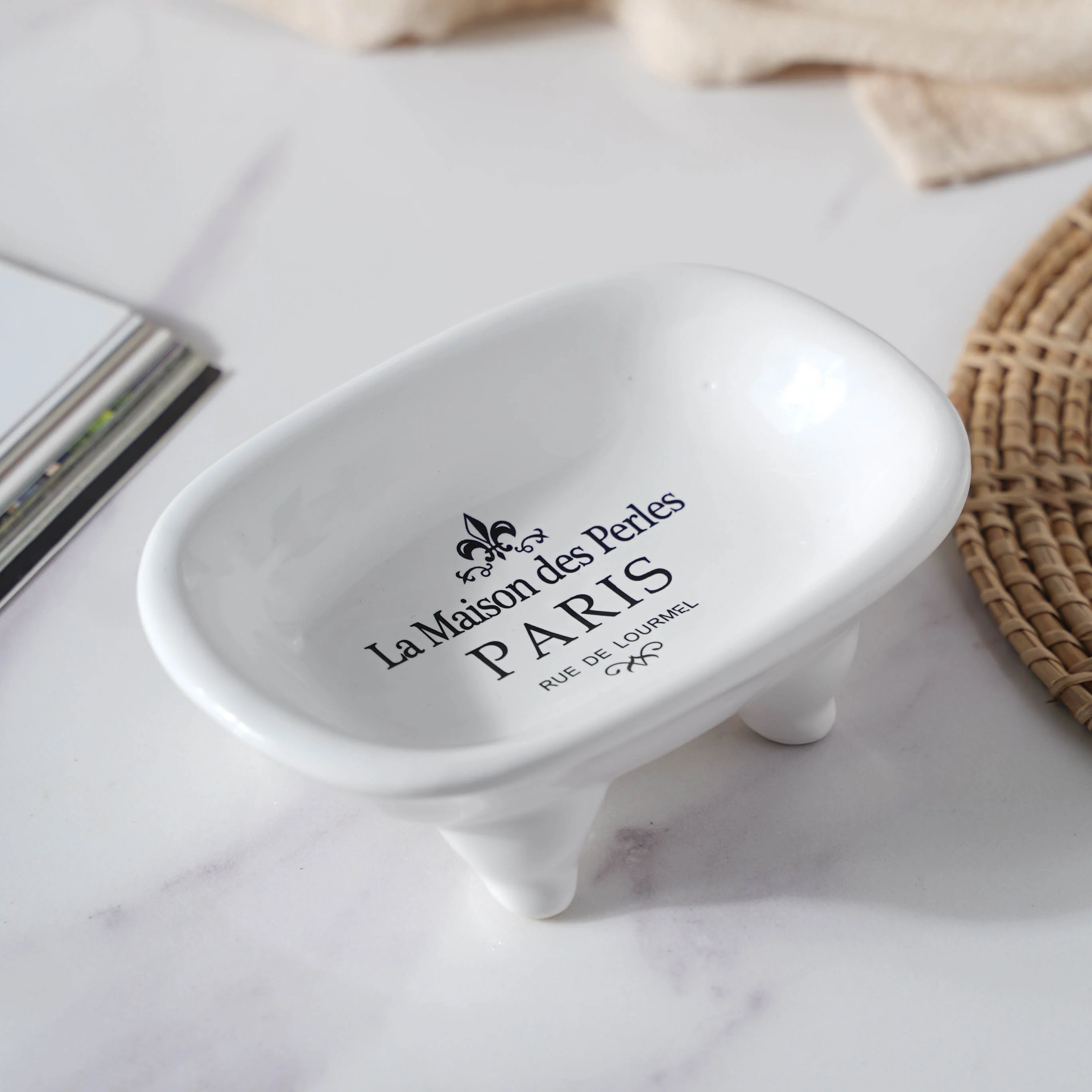 White Curlicues Bath Set - Image 6