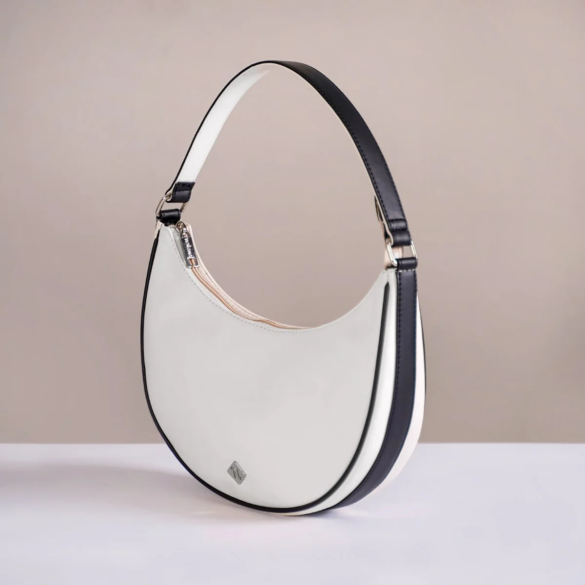 White Half Moon Shoulder Bag - Image 3