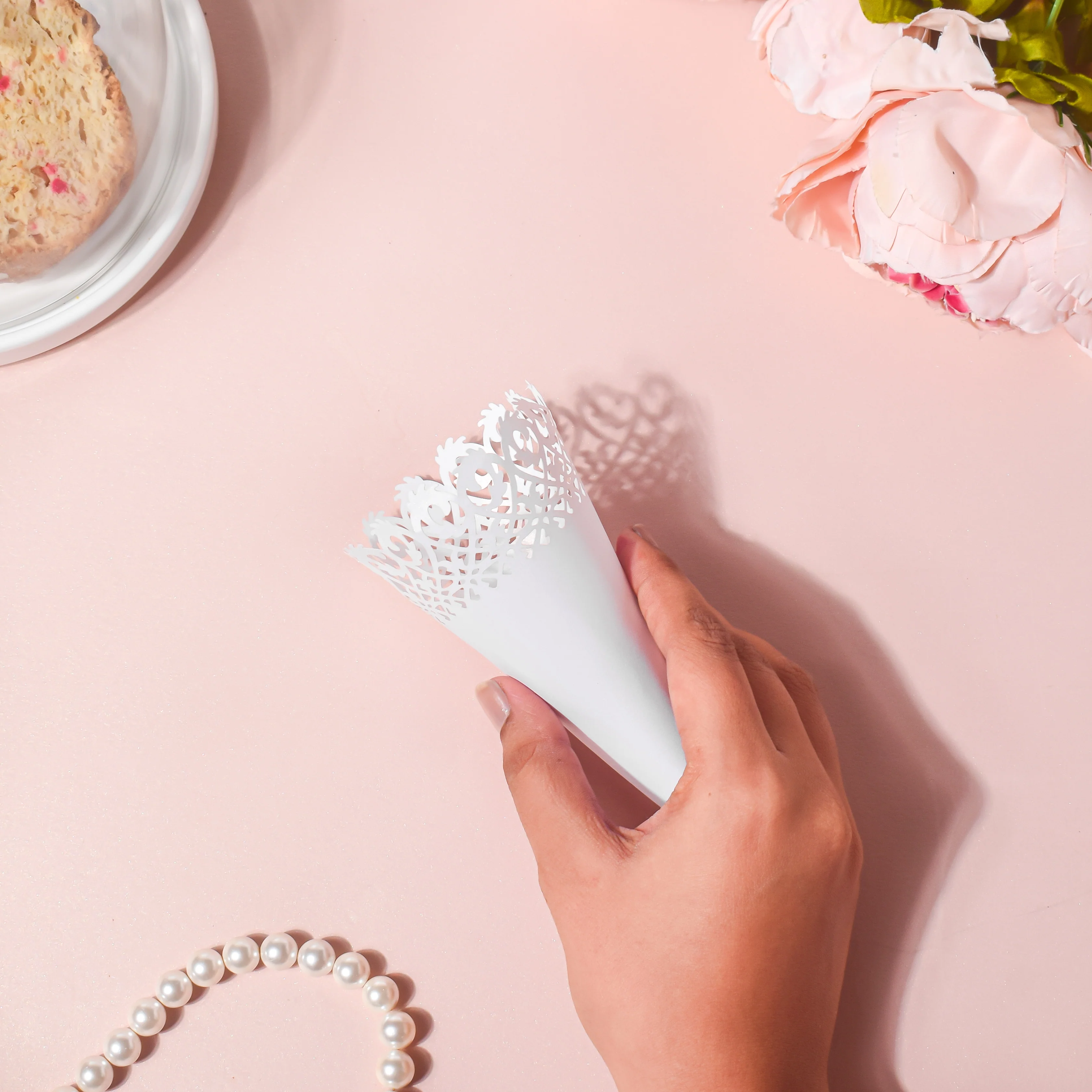 White Lace Paper Doily Cone Set Of 20 - Image 2