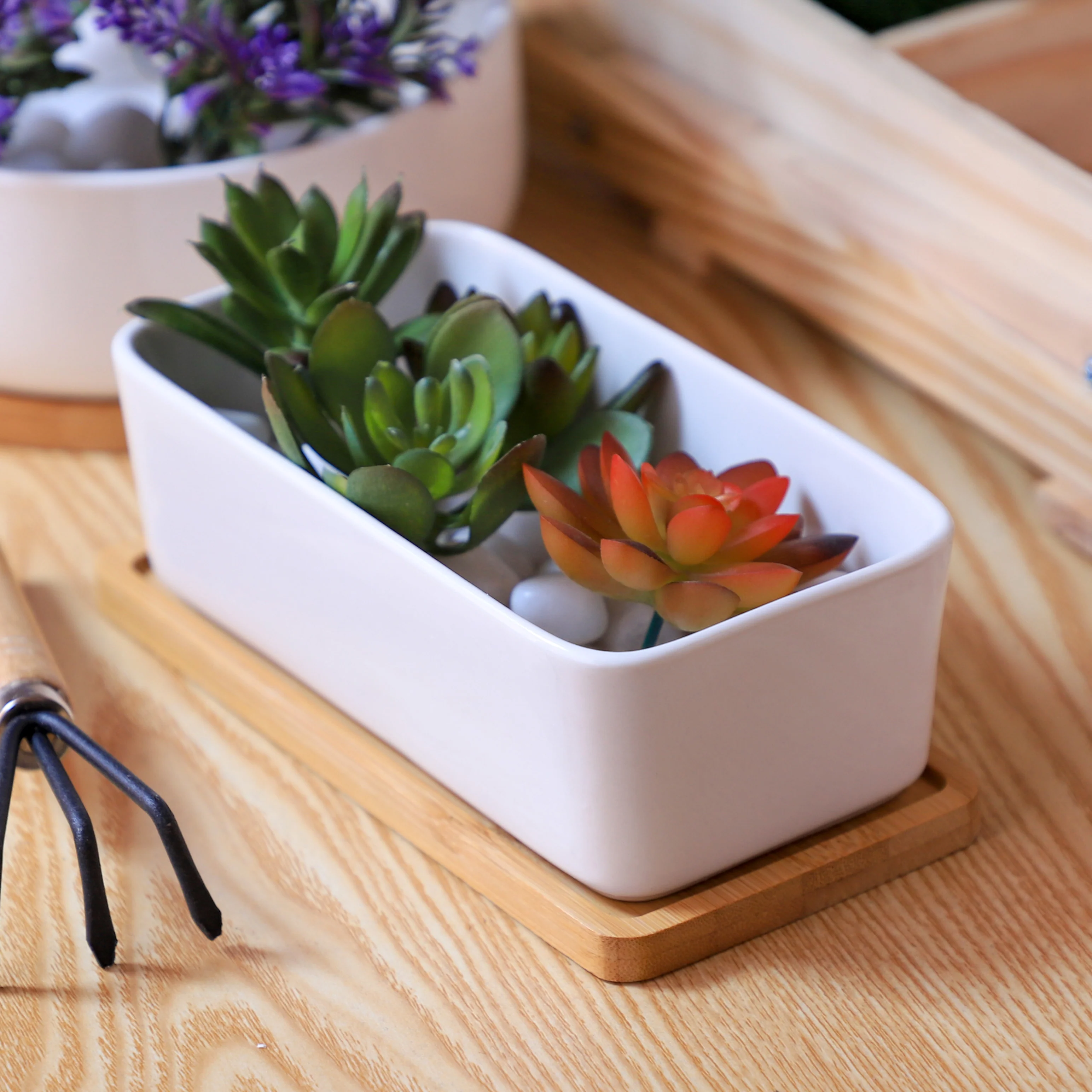 White Plant Pot - Image 12