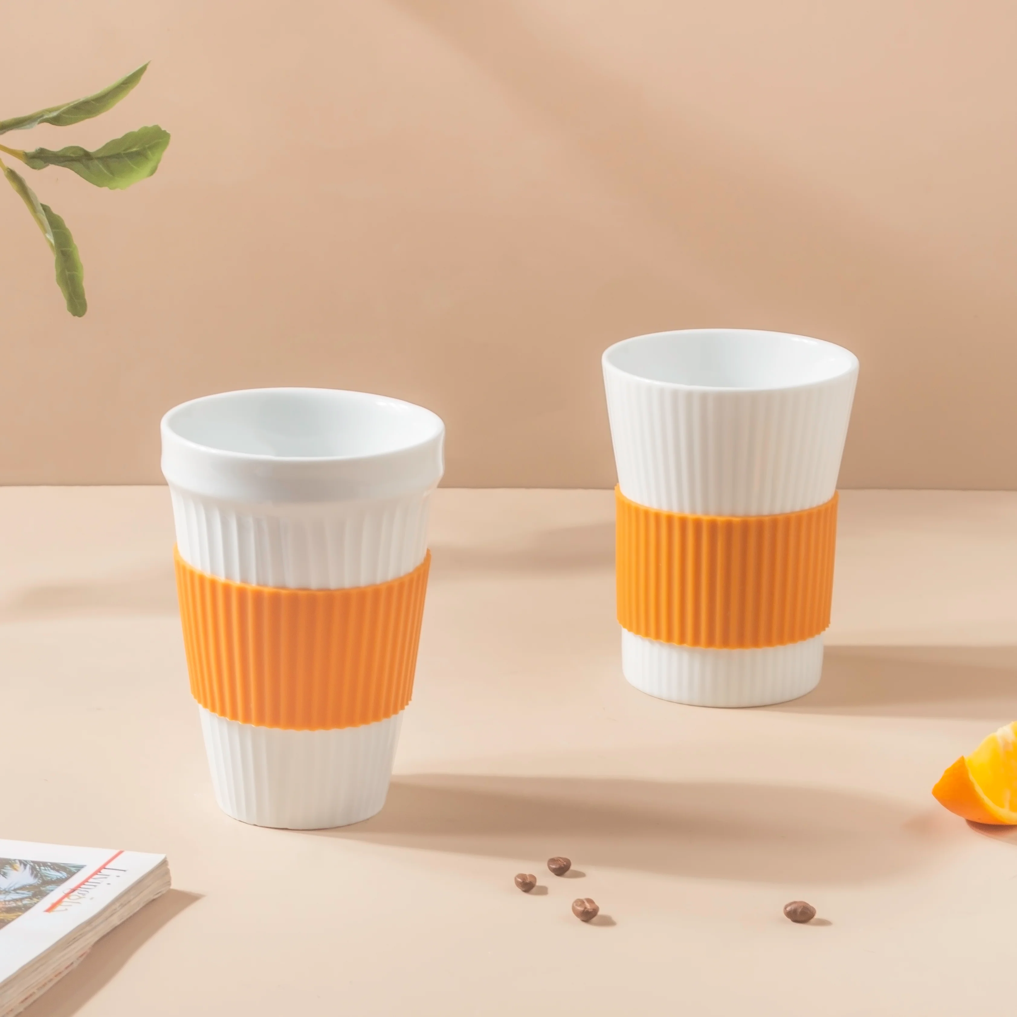 White Ribbed Drinkware With Silicone Band 400 ml - Image 7