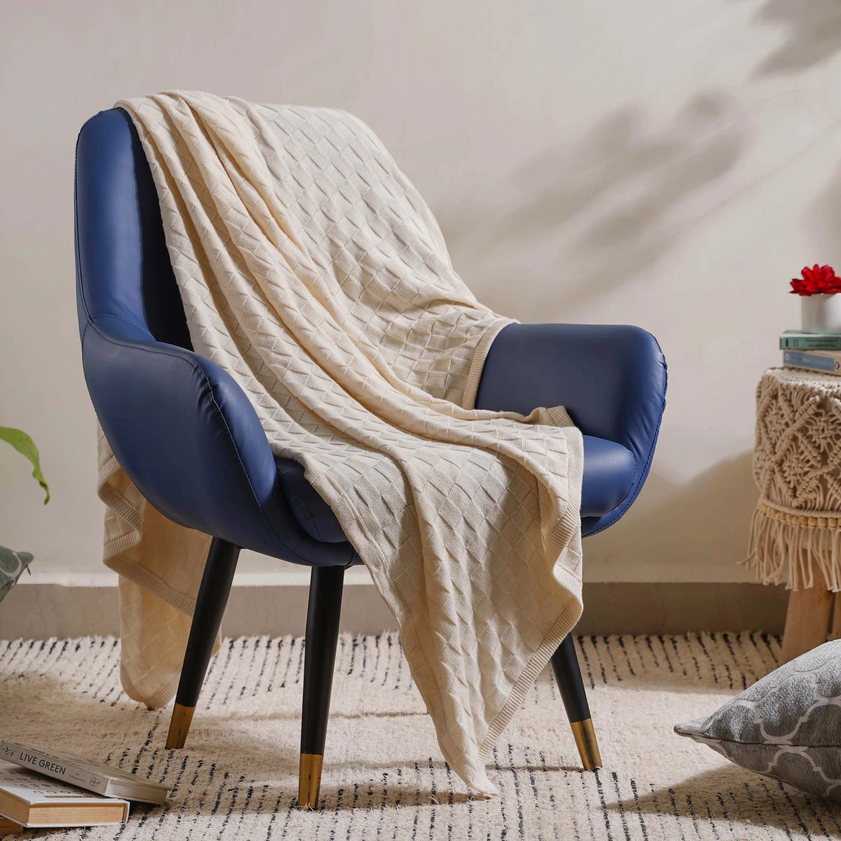 Off White Check Knitted Throw - Image 5