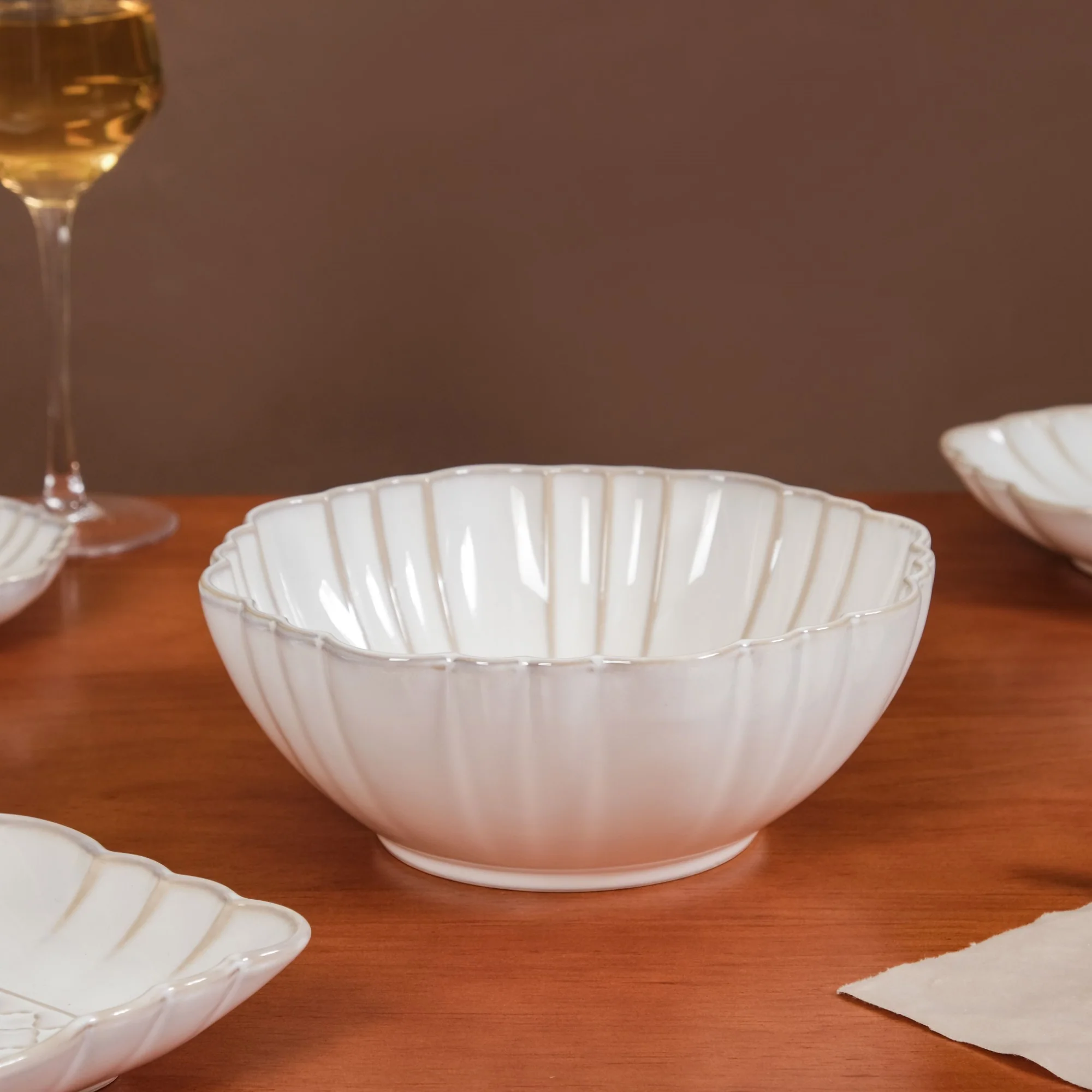 White Stoneware Design 28-Piece Dinner Set For 6 - Image 17