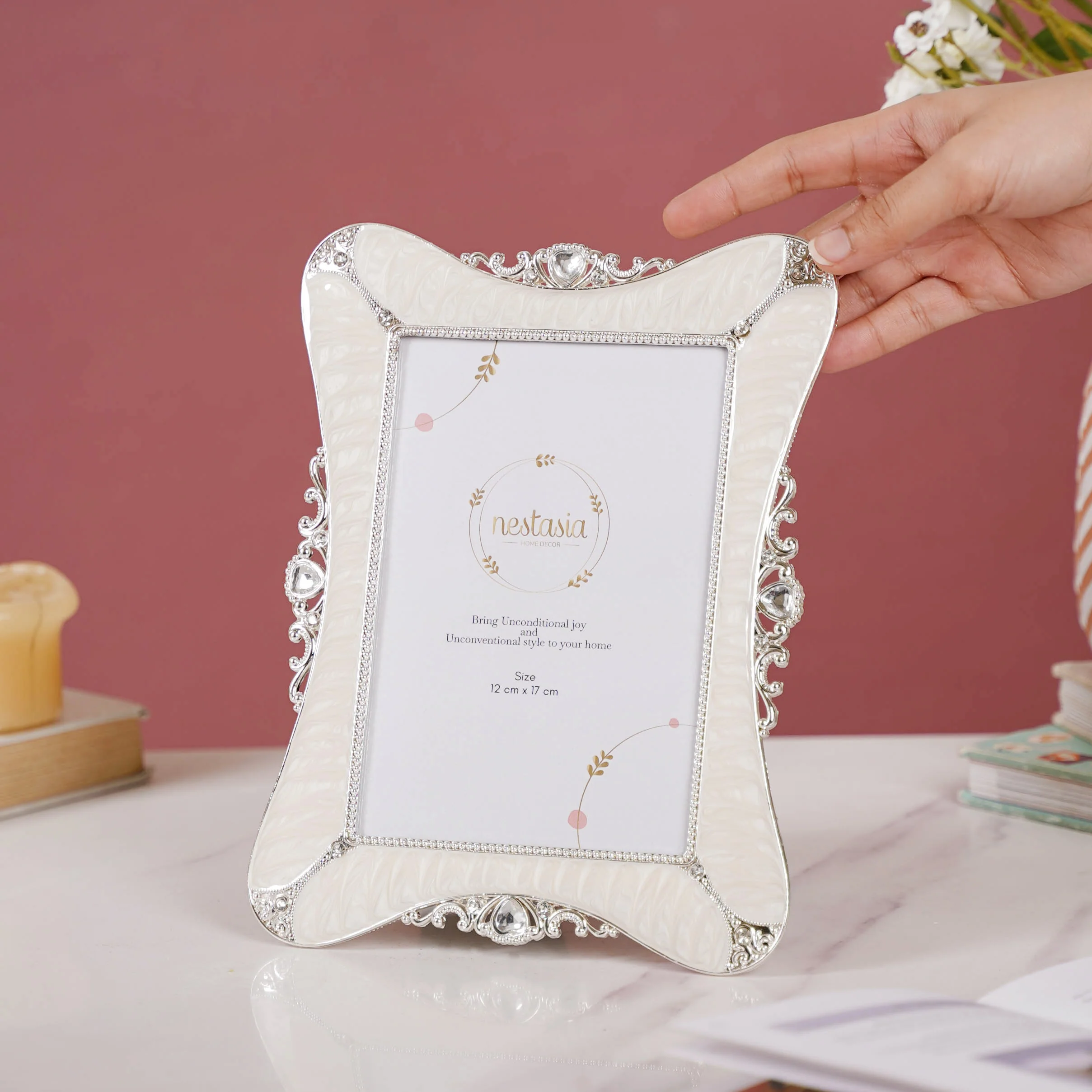 White Vintage Photo Frame - Image 2