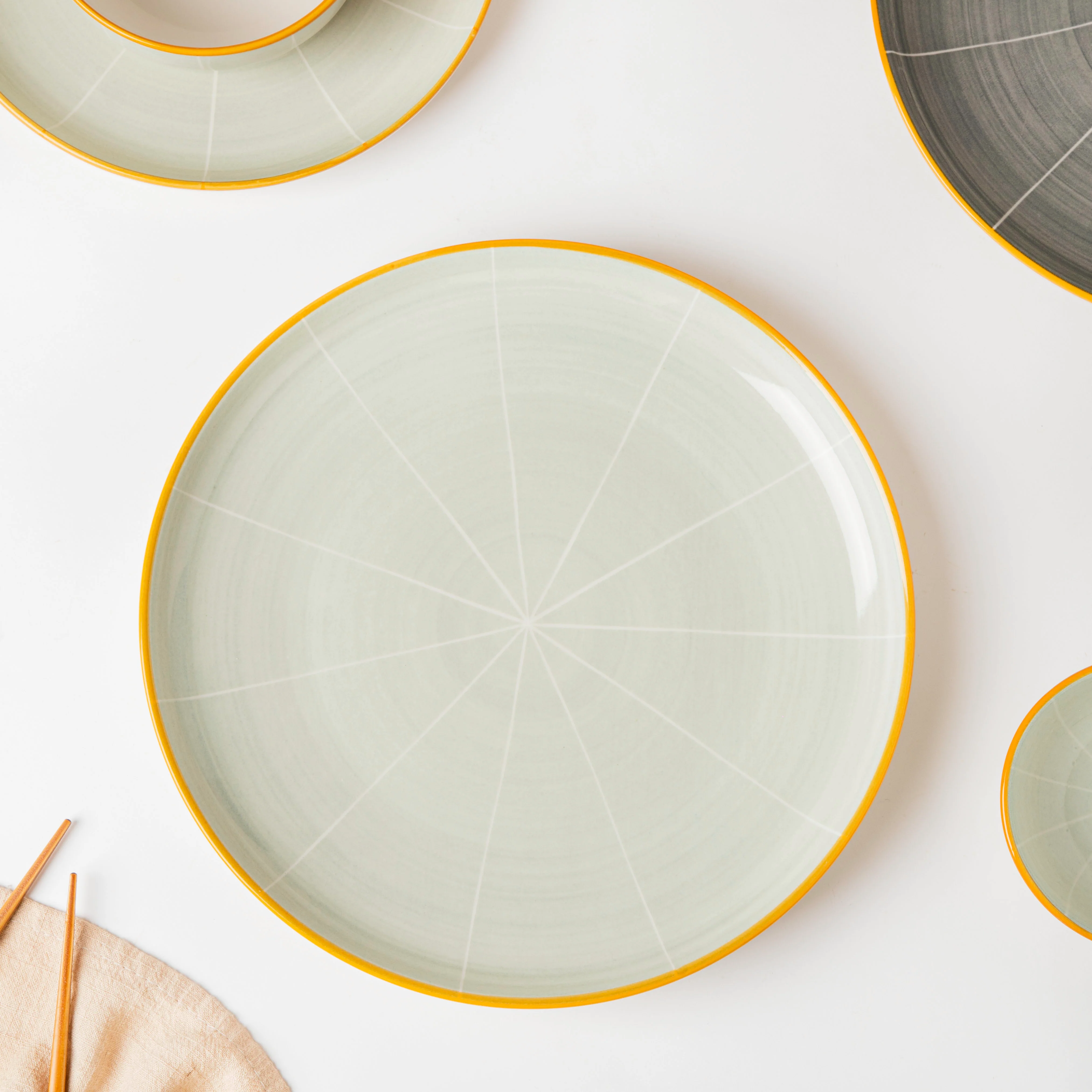 Willow Grey 28 Piece Dinner Set For 6 - Image 3