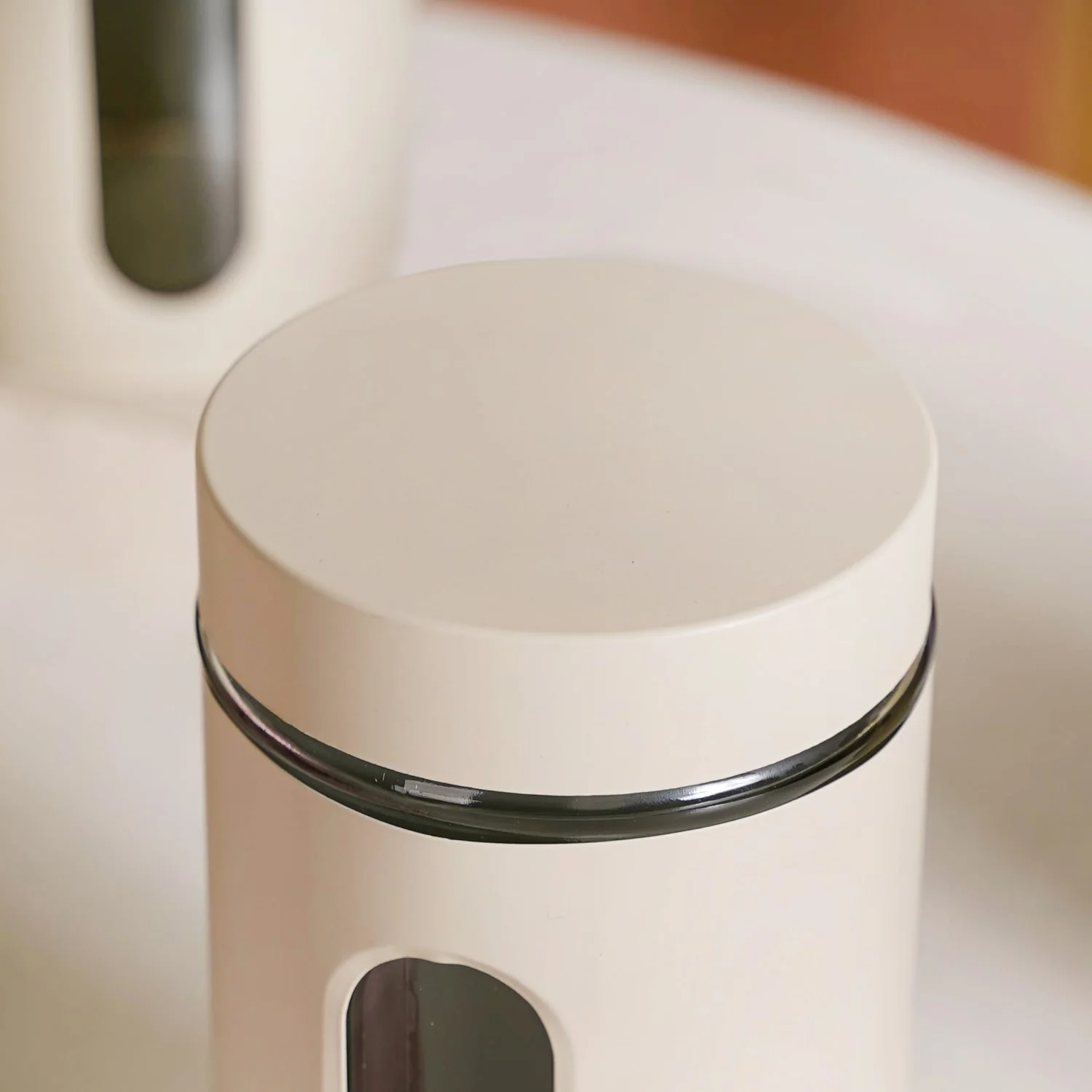 Winnie Set Of 4 Metal Cover Glass Canister With Window 1000ml - Image 6