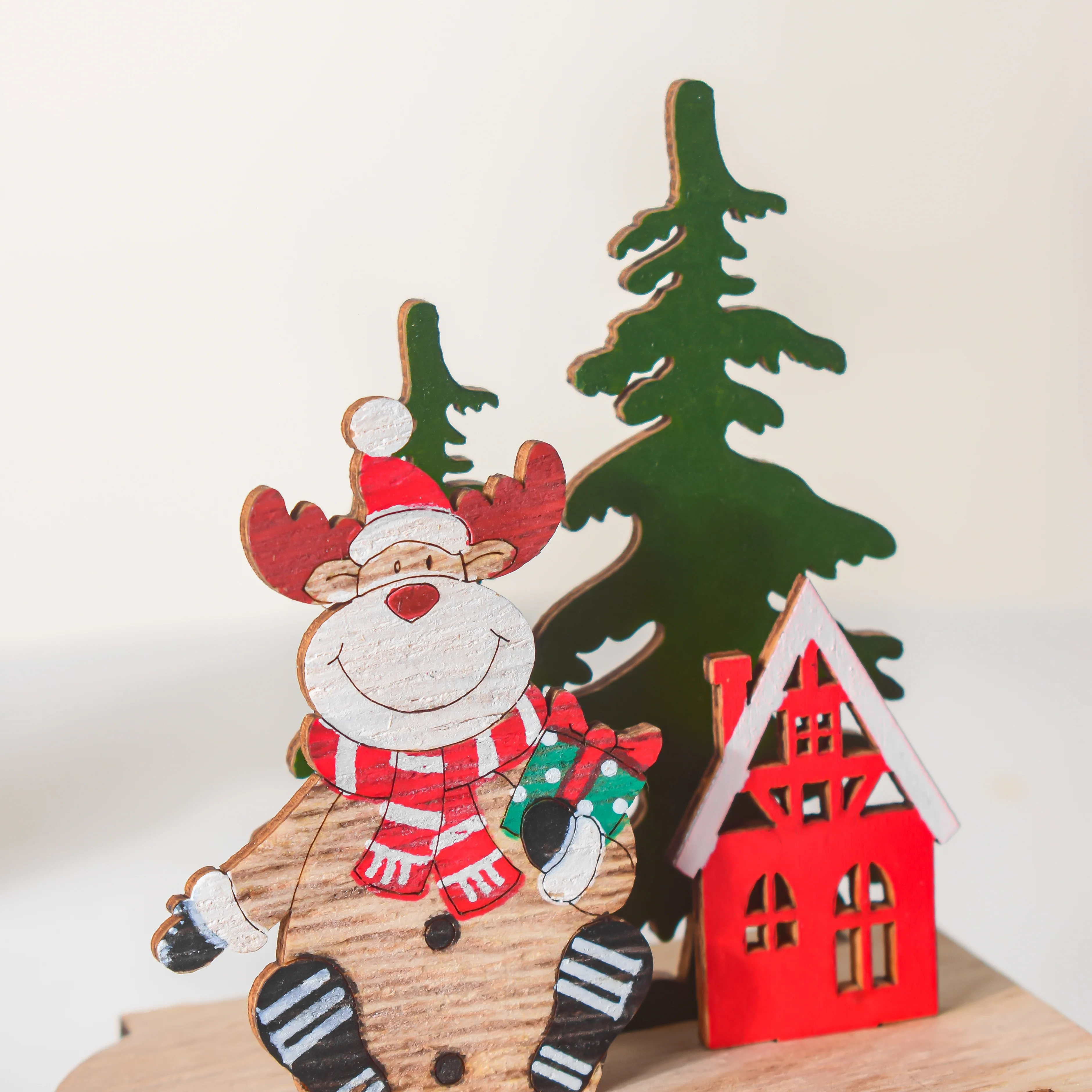 Xmas DIY Wooden Reindeer Sleigh Decor - Image 5